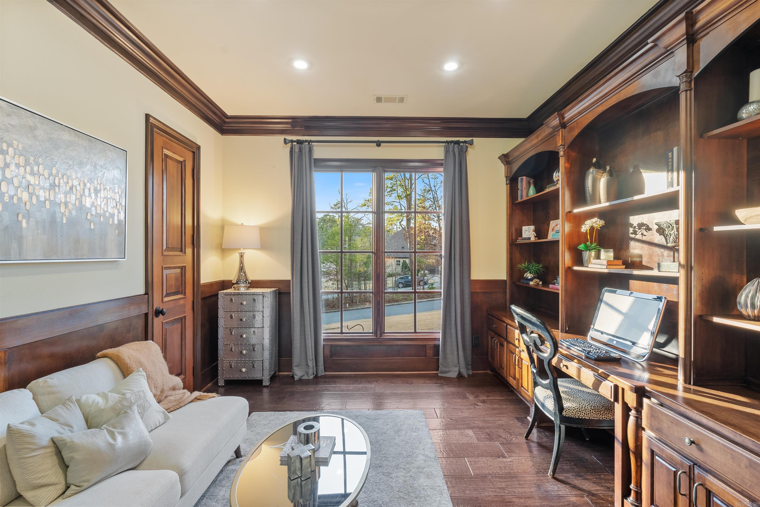 WOODLANDS EDGE - Residential