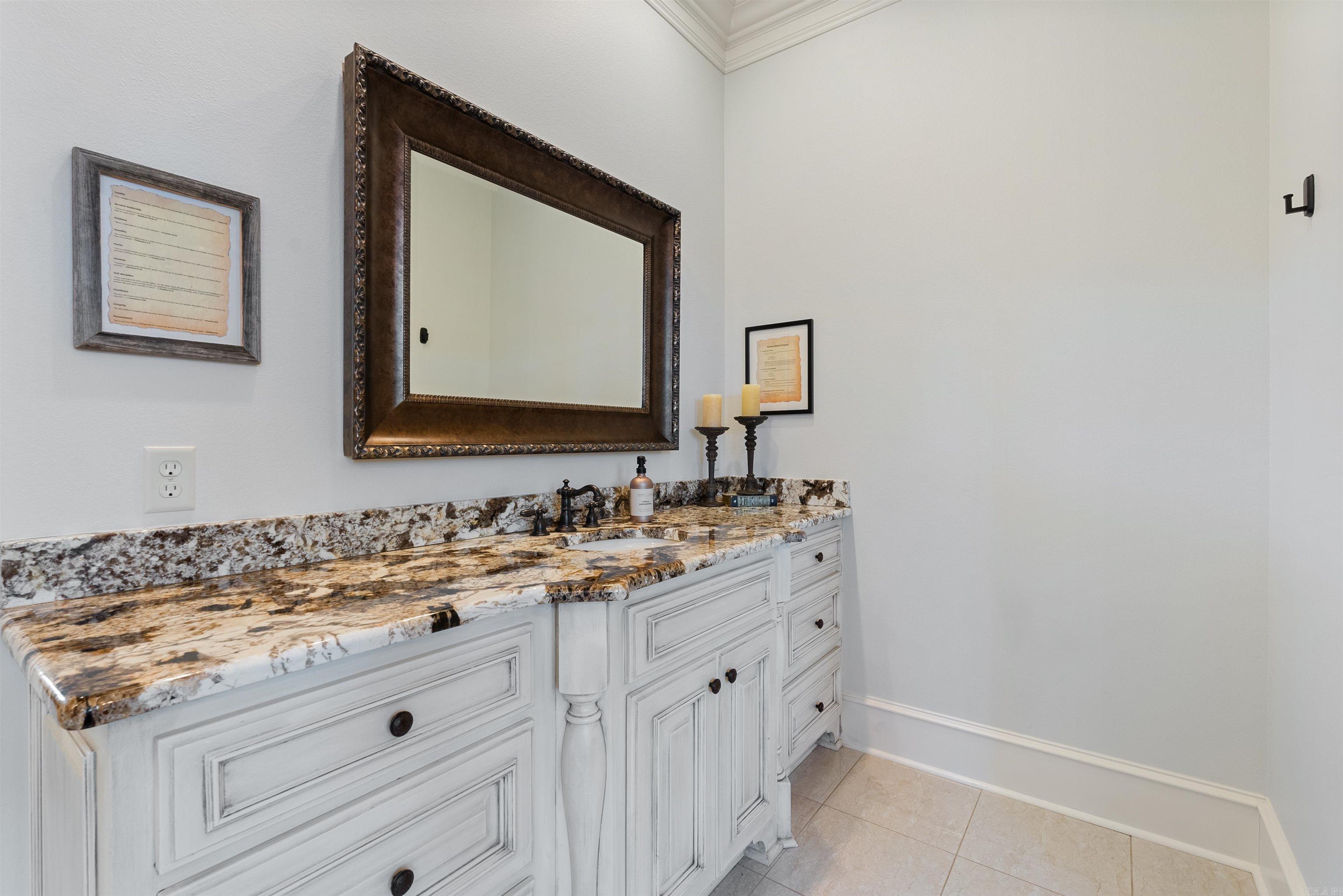 WOODLANDS EDGE - Residential