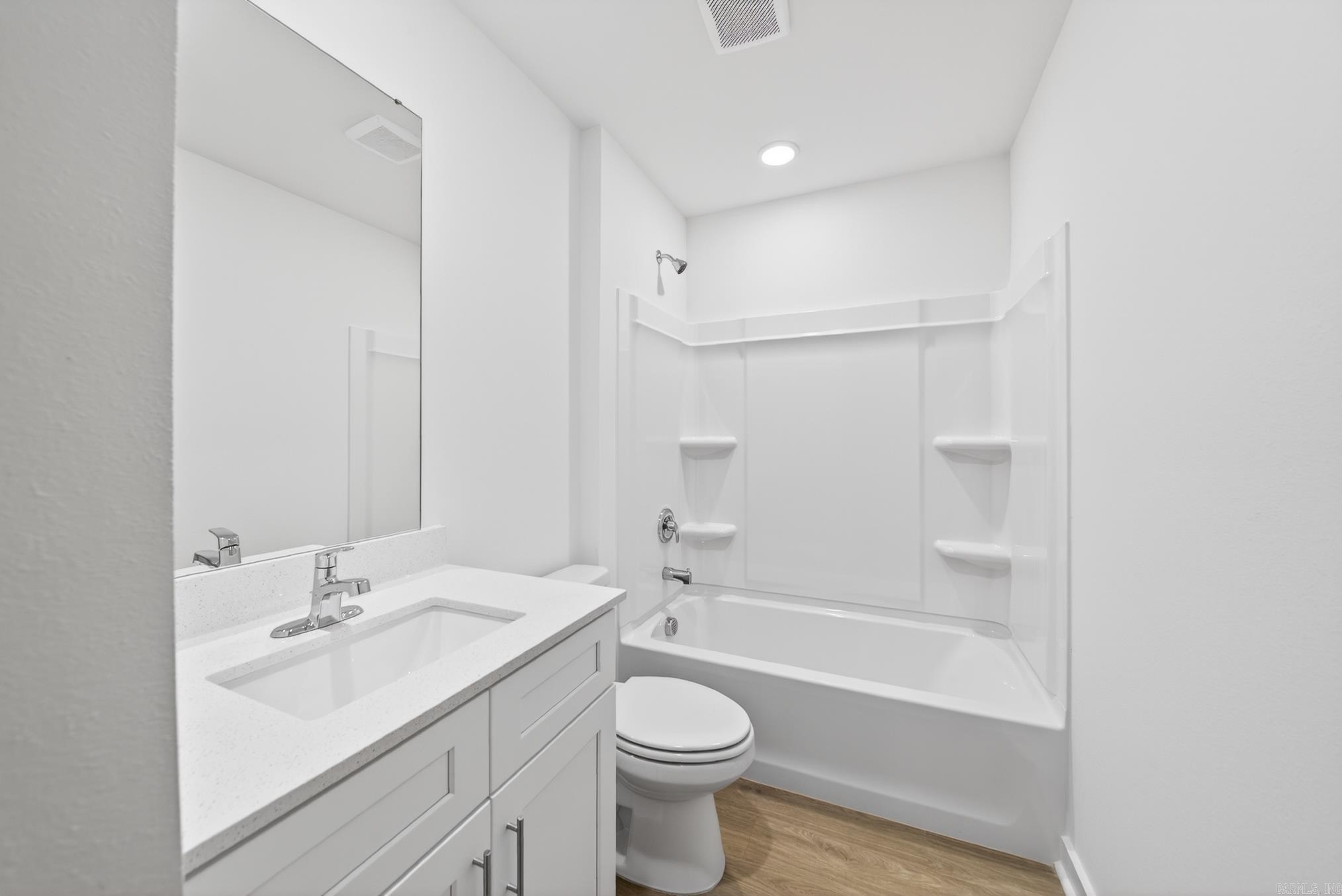 WOLFSBRIDGE @ CABOT PH 1-A - Residential Lease