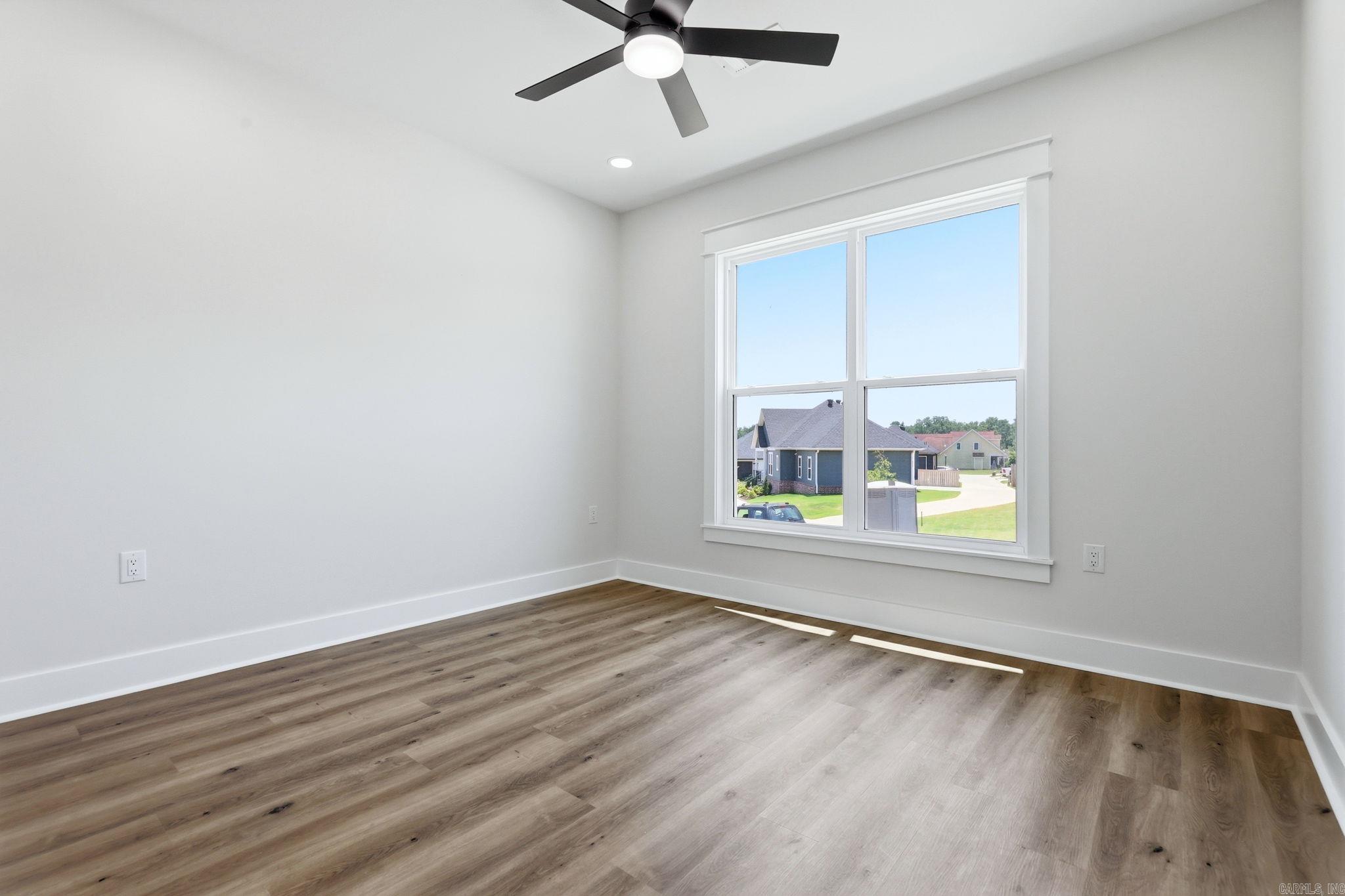 MIDTOWN BRYANT - Residential