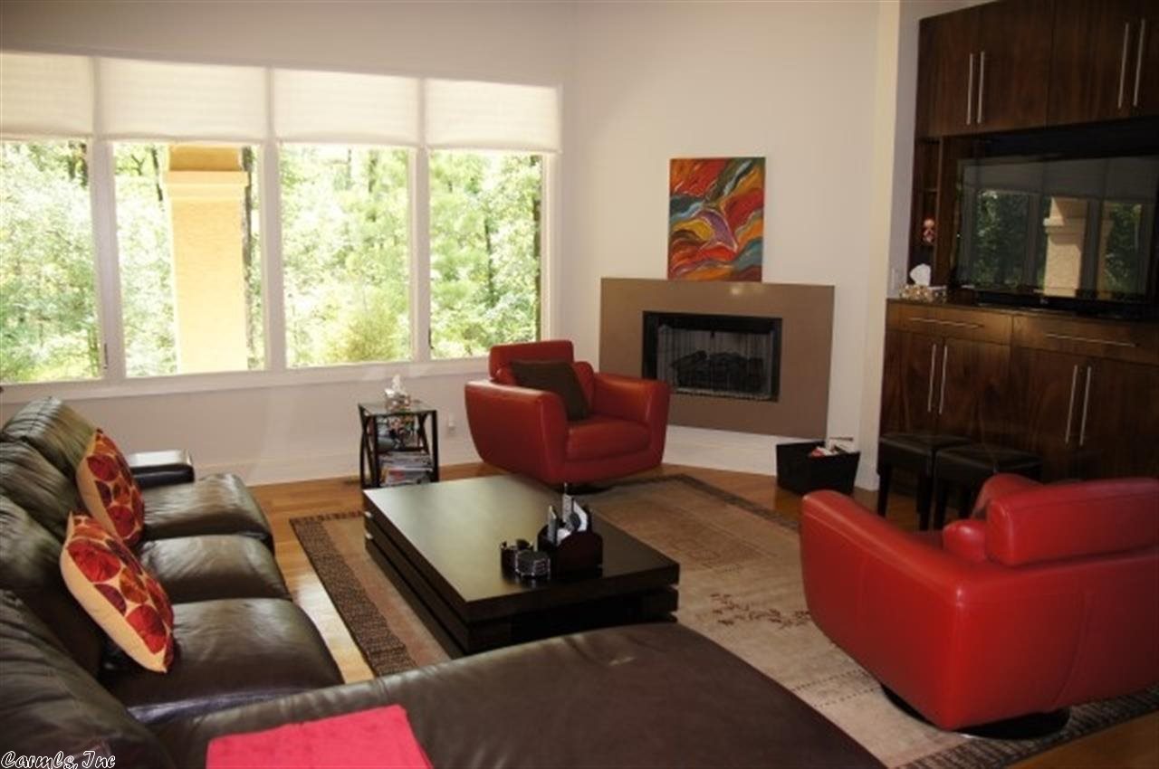 CHENAL VALLEY DEAUVILLE PLACE - Residential