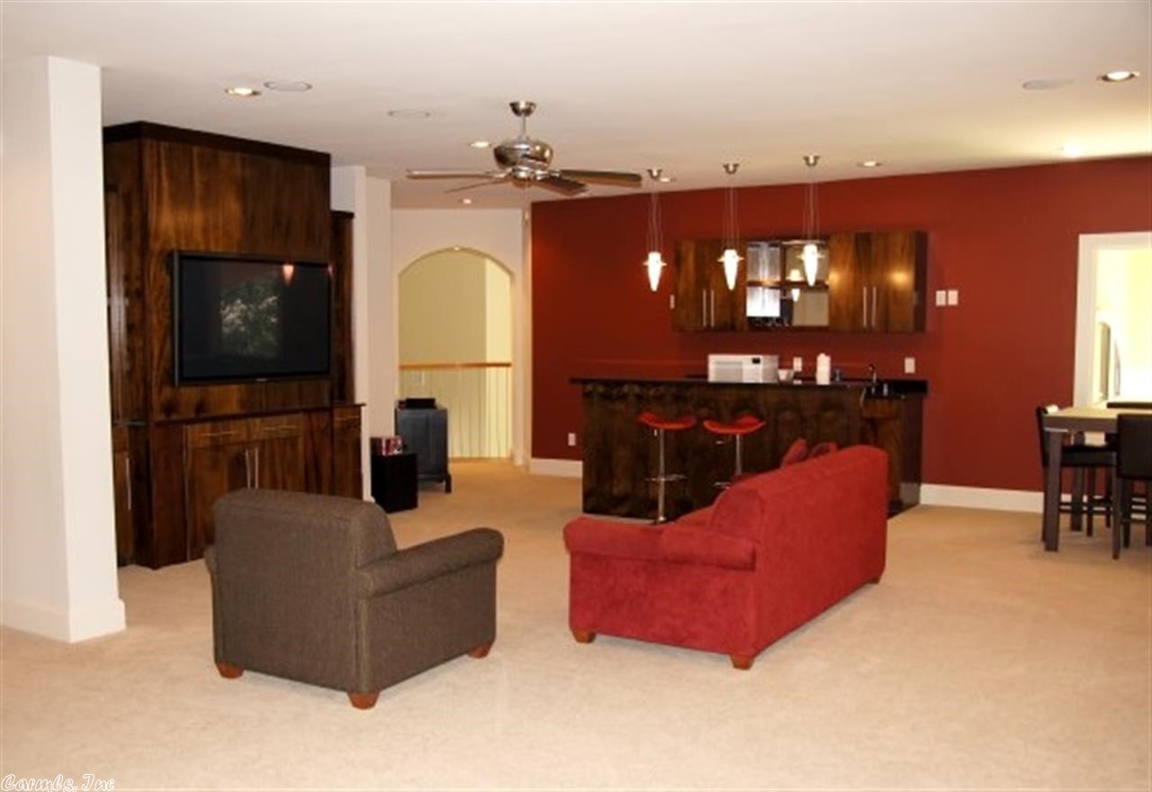 CHENAL VALLEY DEAUVILLE PLACE - Residential