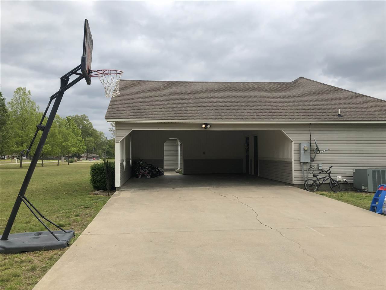 Shady Grove - Residential