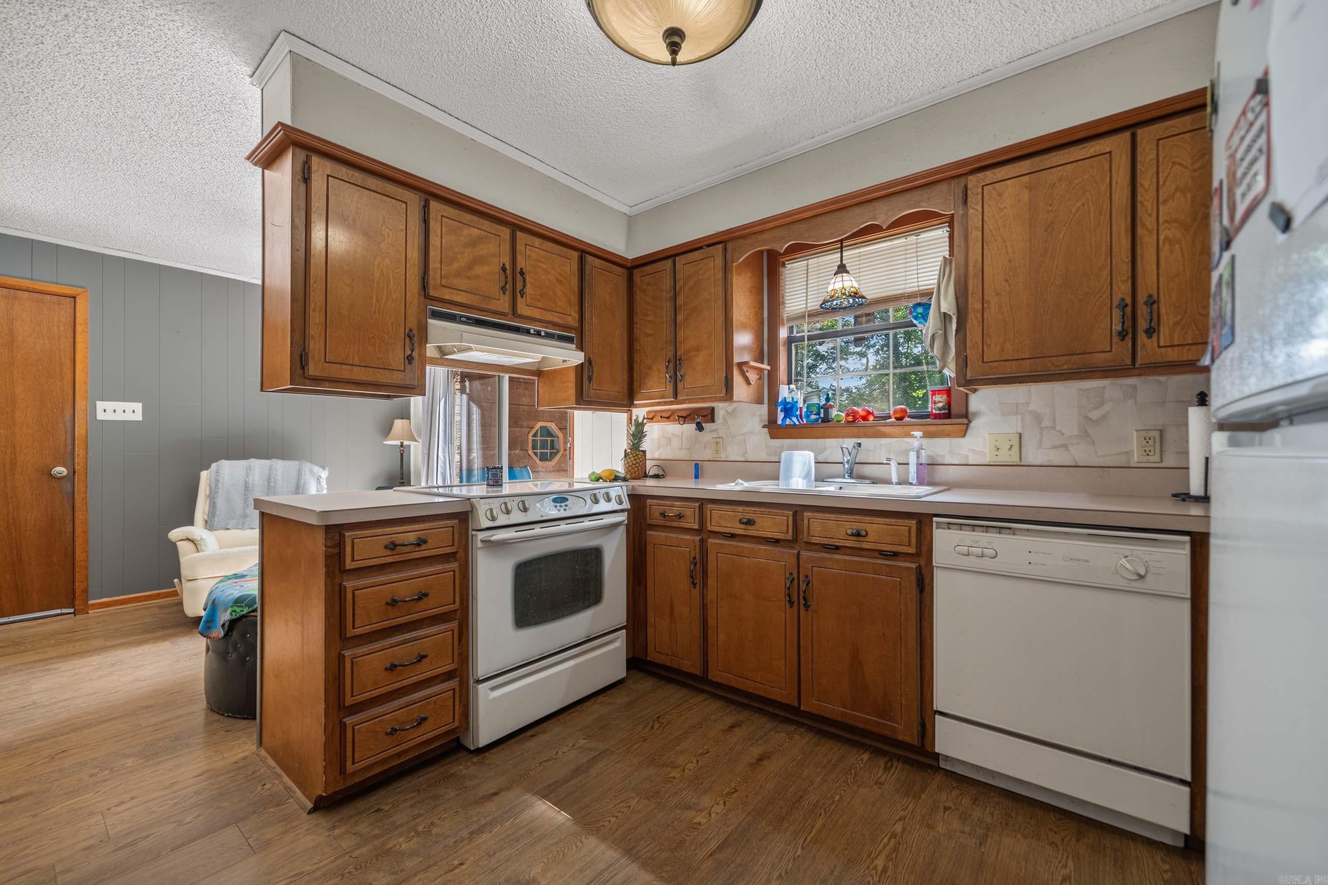 BELLAIRE PLACE - Residential