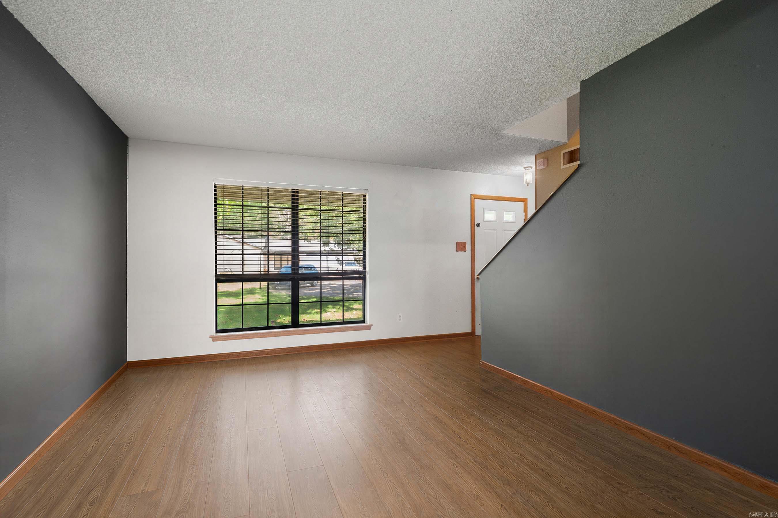 BELLAIRE PLACE - Residential