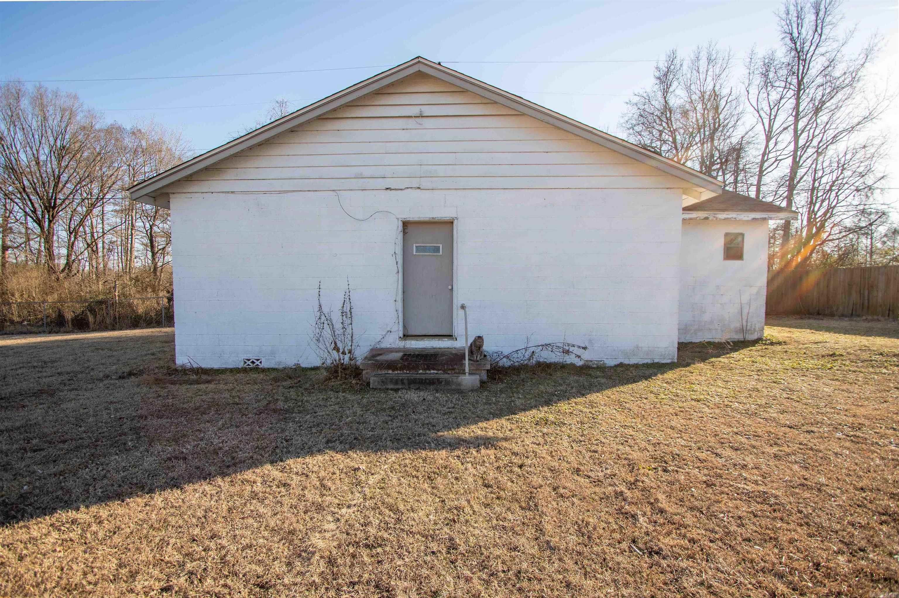 Dixie Acres - Commercial Sale