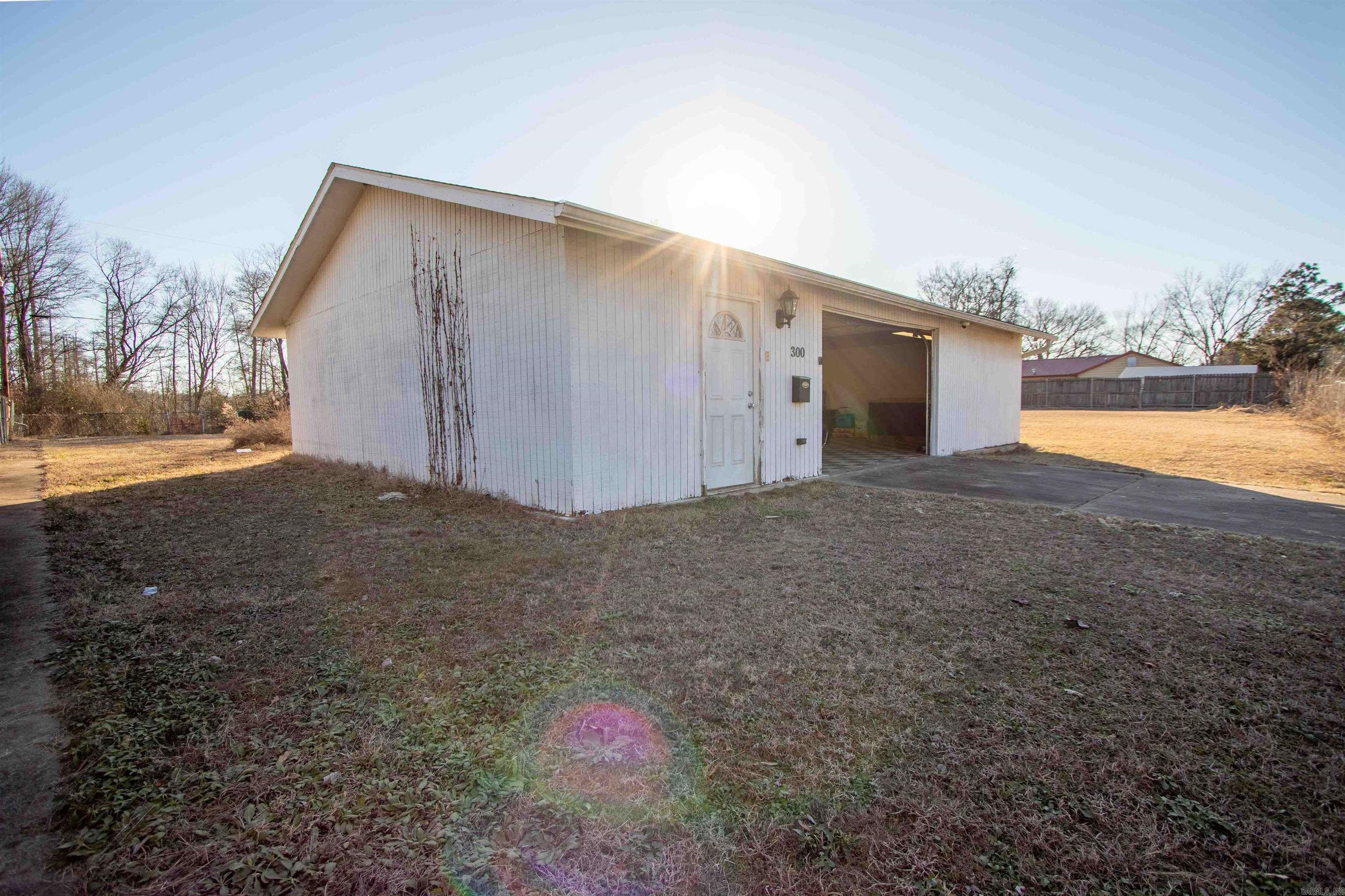 Dixie Acres - Commercial Sale