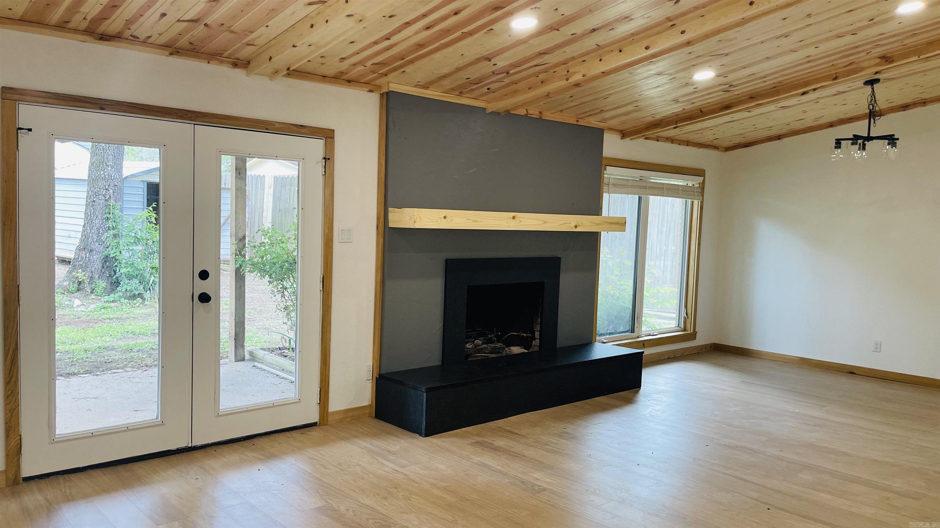 BROWNWOOD - Residential