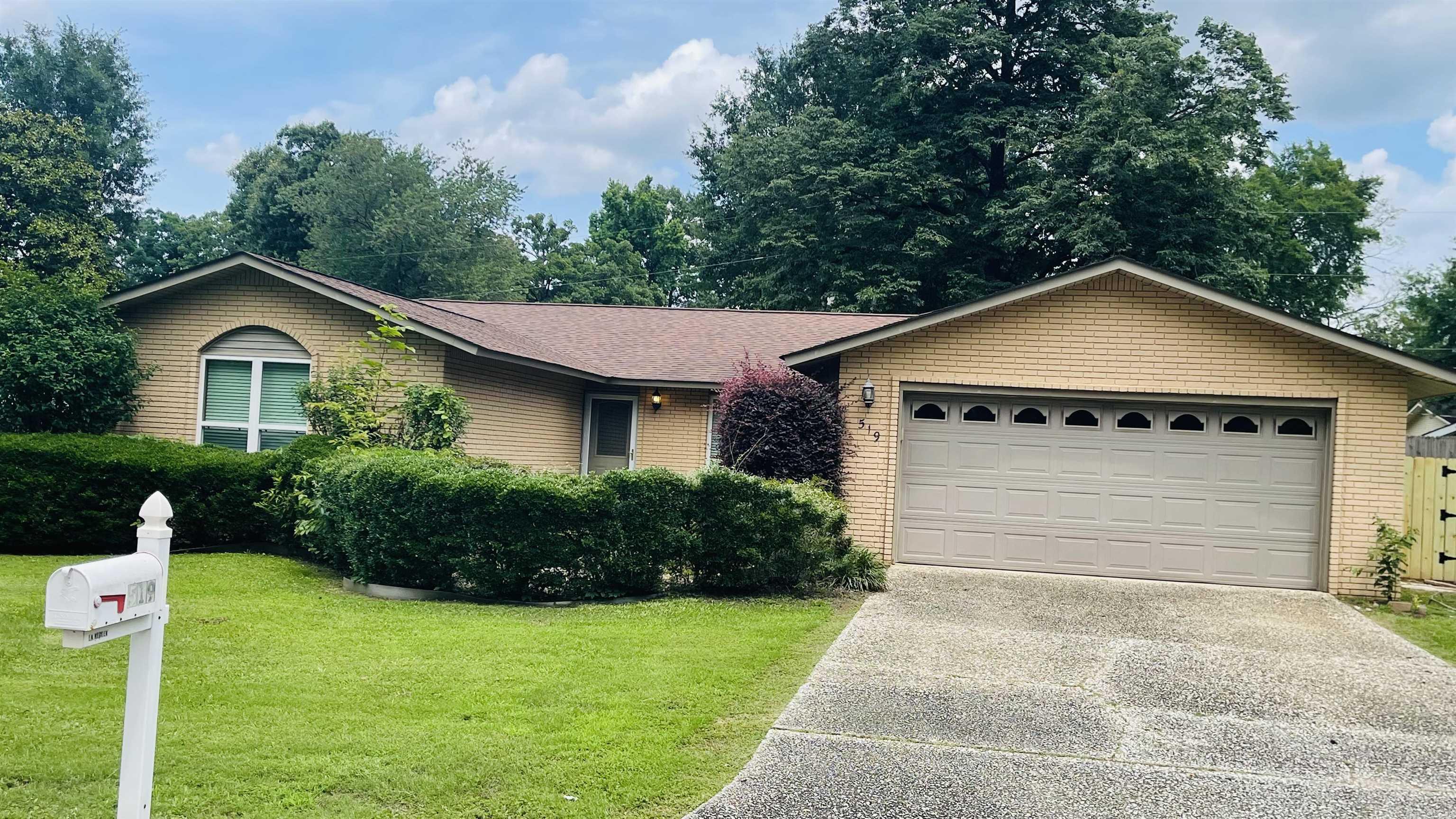 BROWNWOOD - Residential