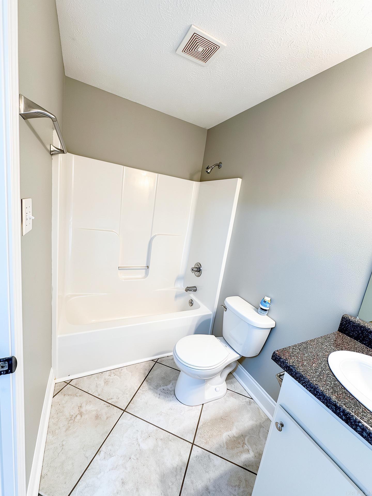Bellevue L1 - Residential Income