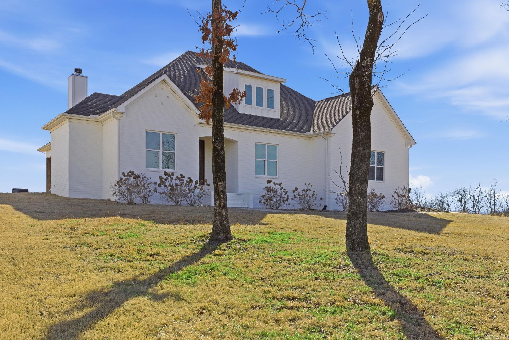 LAKEVIEW WEST - Residential