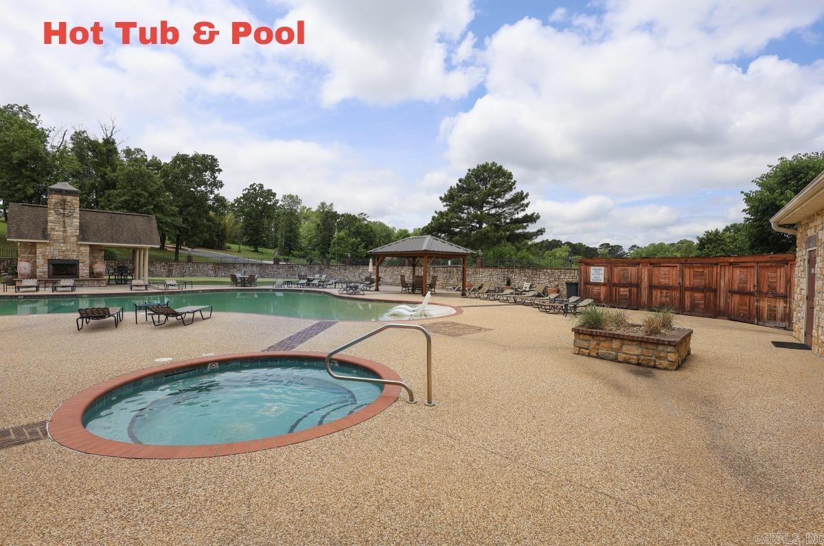 Forest Lakes - Residential