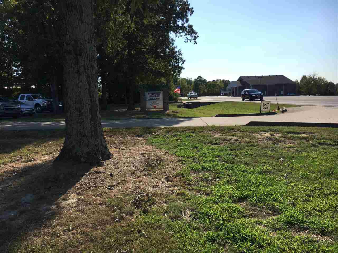 Cabot Commerce Center - Commercial Sale