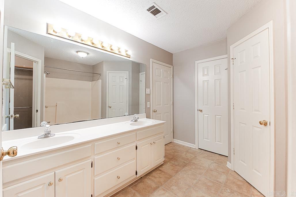 ROBINWOOD - Residential