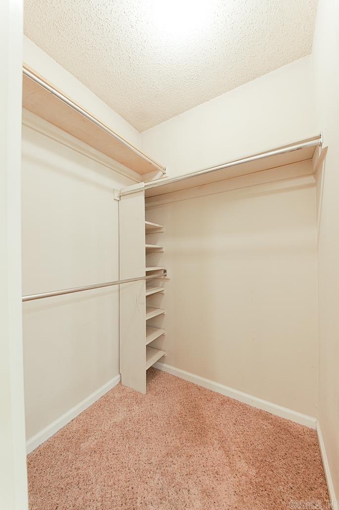ROBINWOOD - Residential