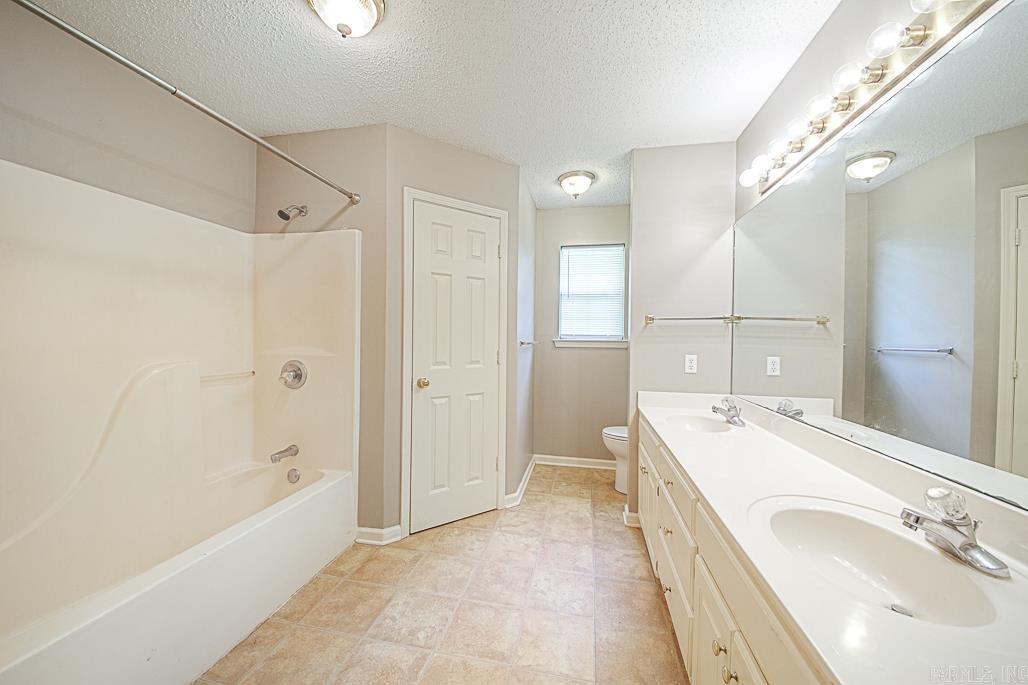 ROBINWOOD - Residential