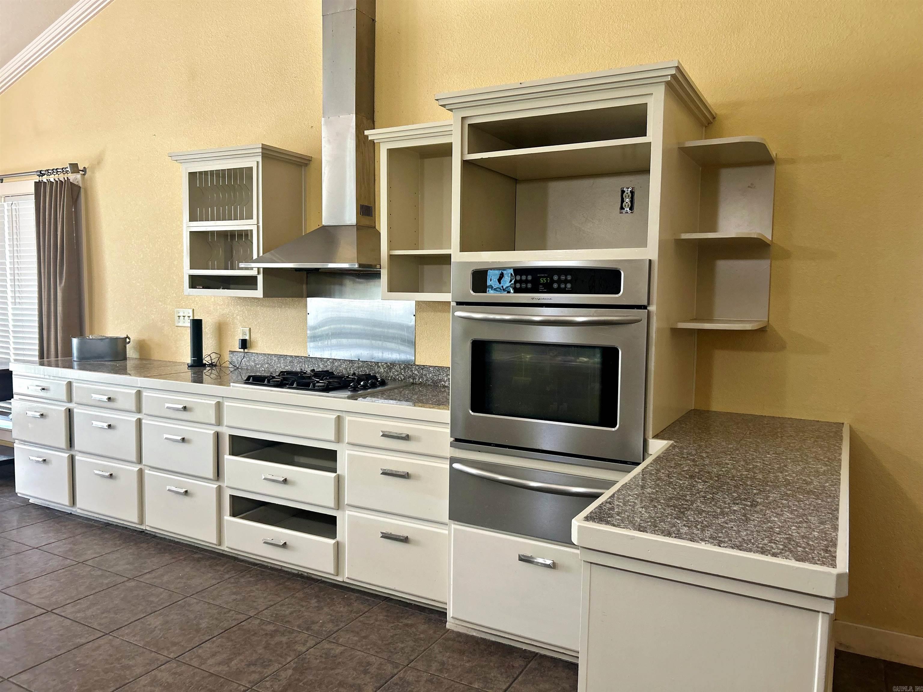MAGNOLIA ESTATES ADDN - Residential