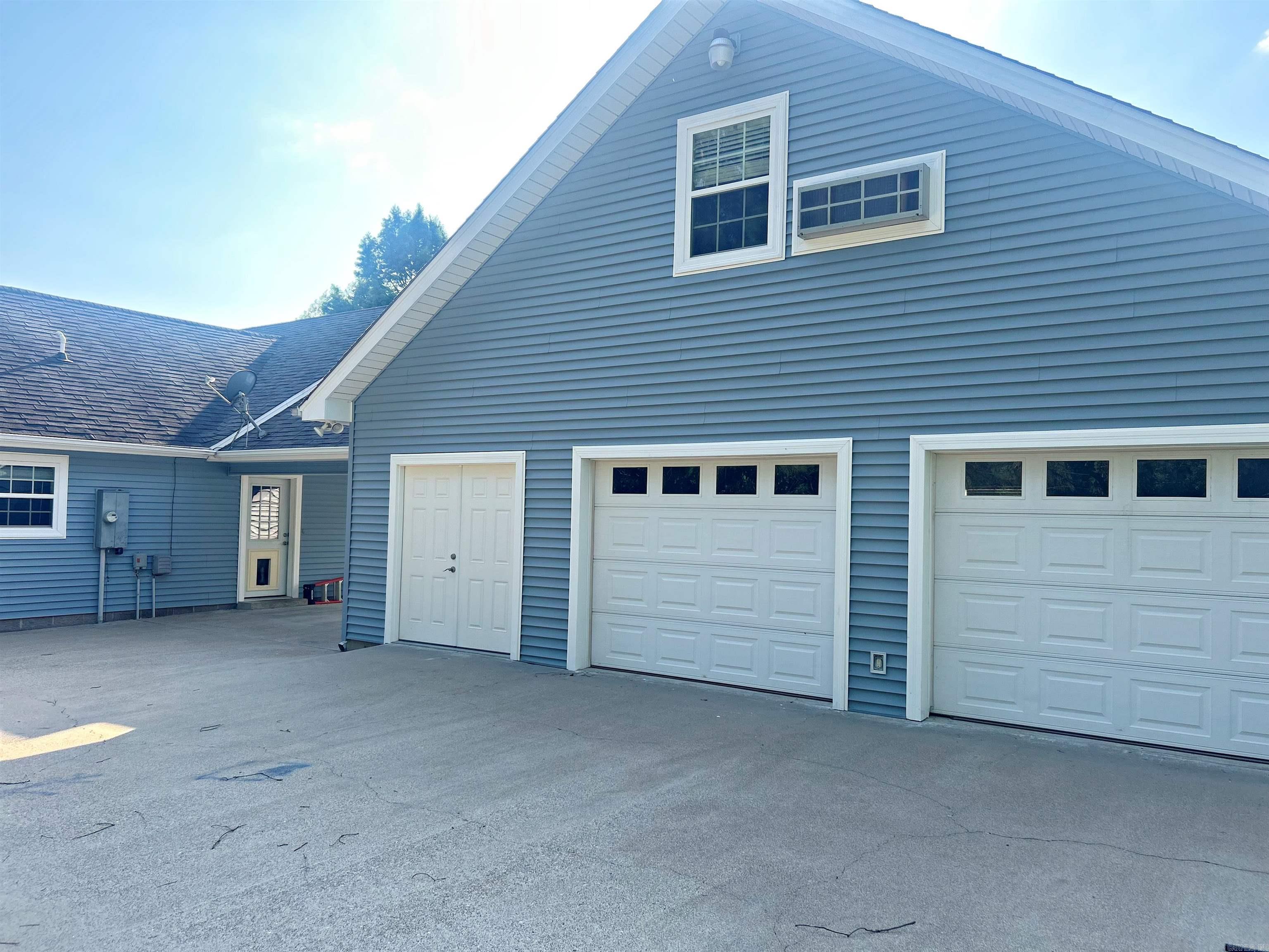 MAGNOLIA ESTATES ADDN - Residential