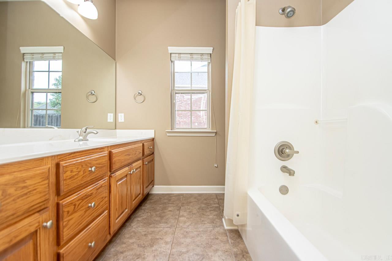 MAUMELLE VALLEY ESTATES - Residential