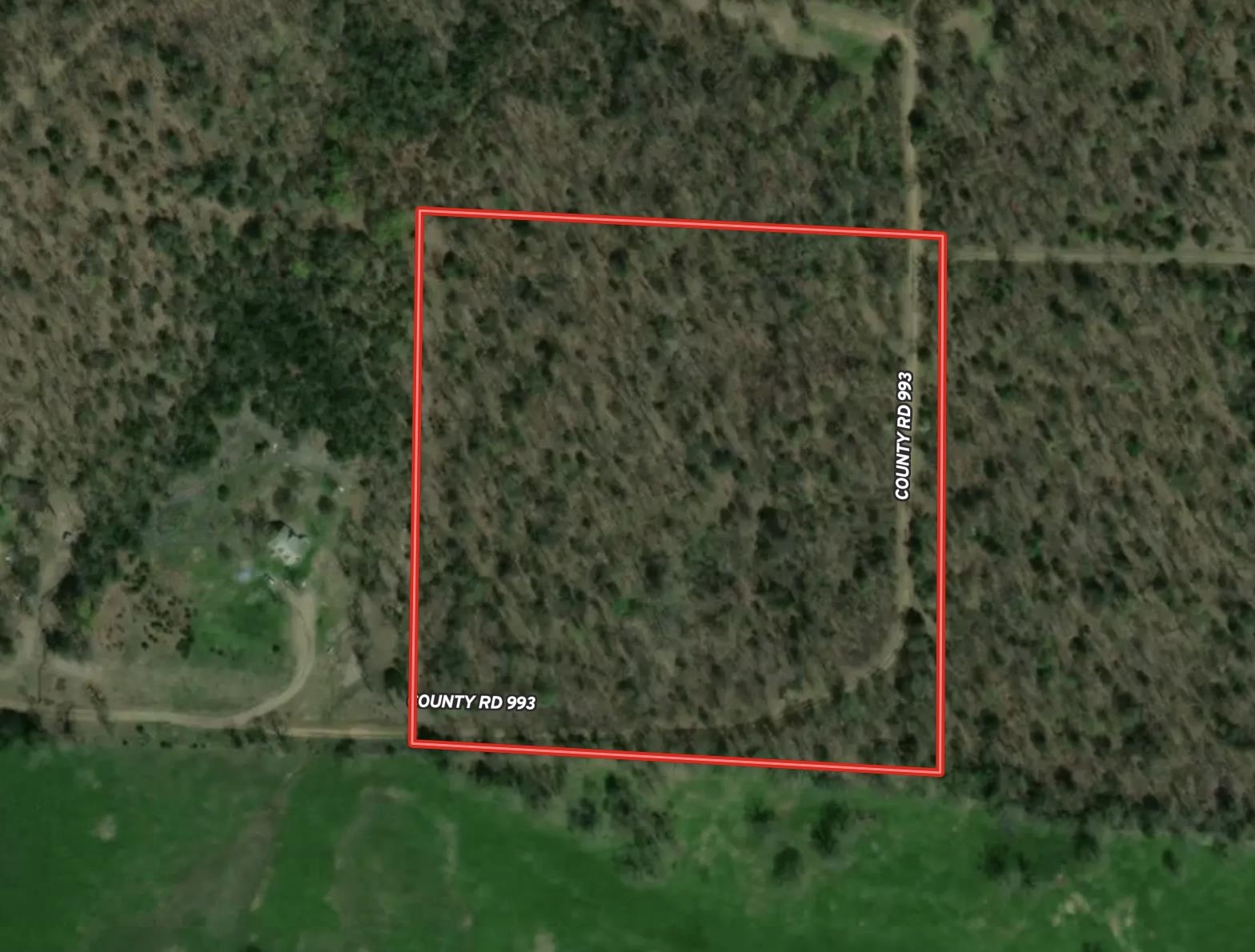 Discover 10 wooded acres of serene natural beauty in the desirable Round Mountain Estates near Green Forest, AR. This stunning property offers a peaceful escape with breathtaking views of the Ozark Mountains and abundant native wildlife, including deer and turkey. Whether you're looking to build your dream home, establish a private hunting retreat, or invest in a slice of the Ozarks, this land provides endless potential in a quiet, country setting.  Electric is conveniently located nearby, making future development more accessible. With its scenic surroundings and prime location, just a short drive to Branson and Table Rock Lake, this land is a perfect blend of seclusion and convenience.