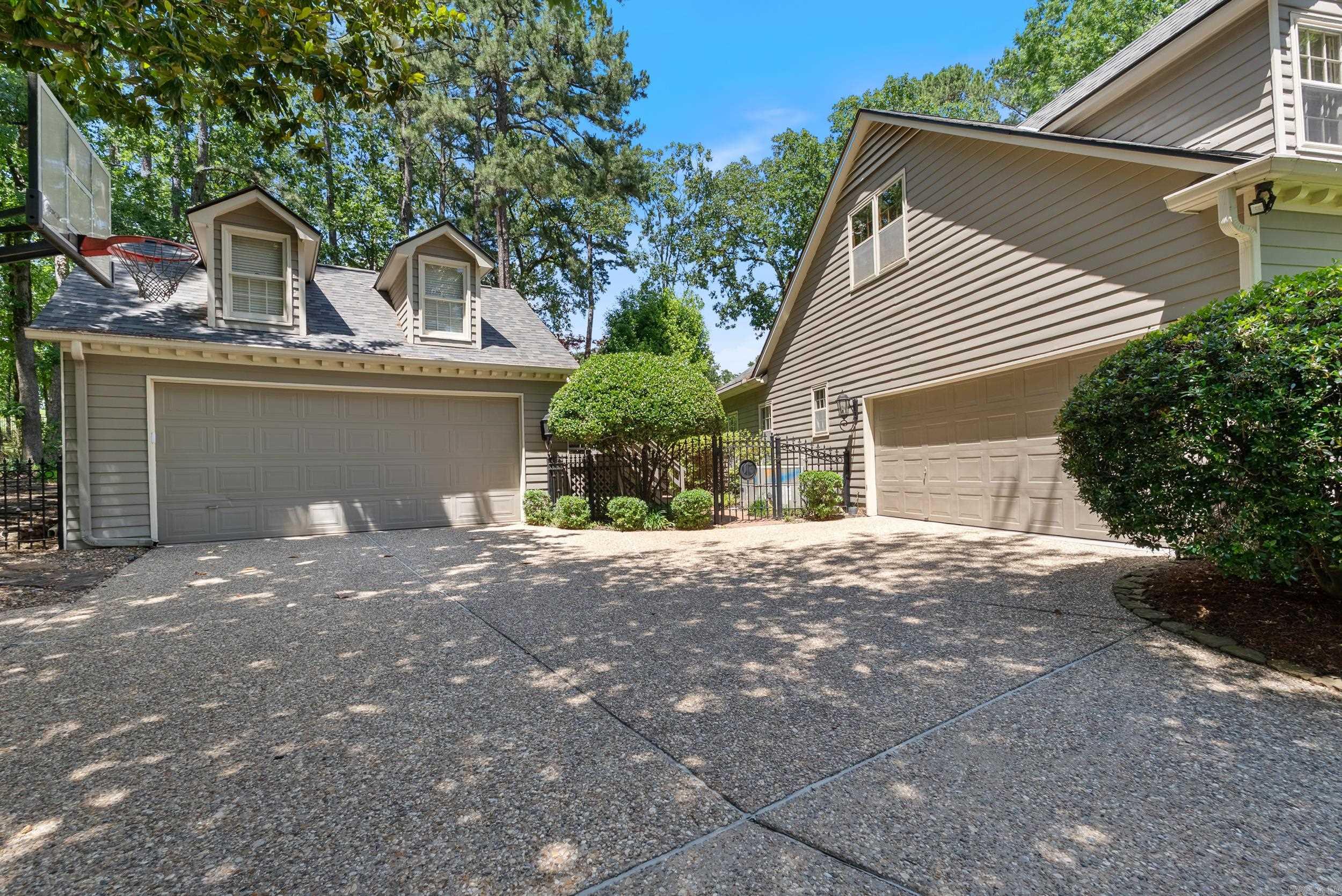 PLEASANT VALLEY - Residential