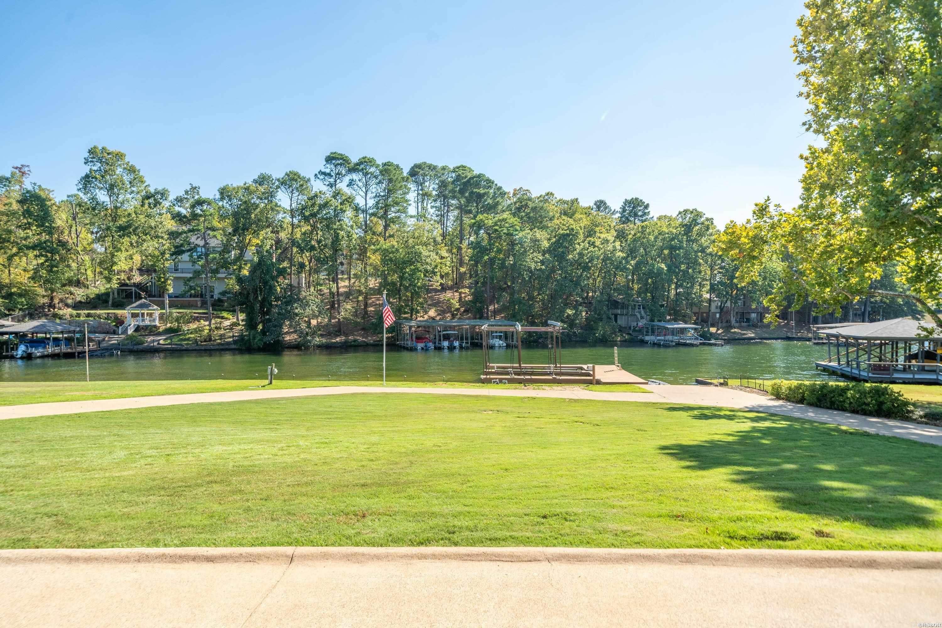 Quinns Lake Park - Residential