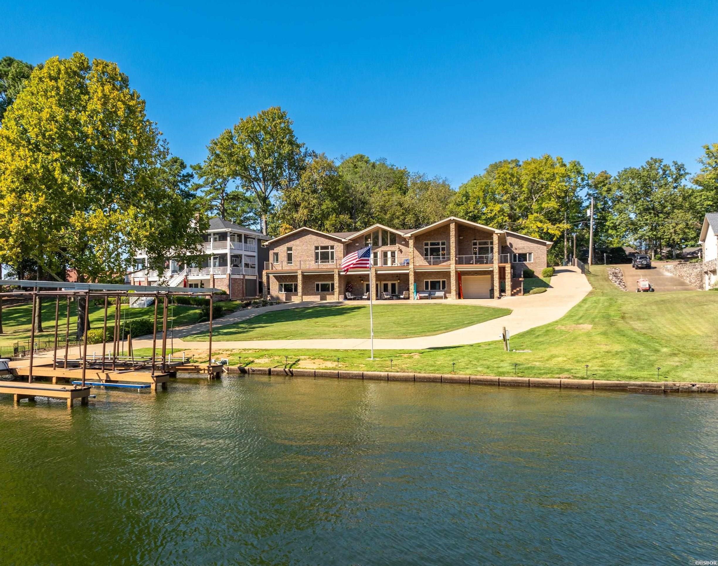 Quinns Lake Park - Residential