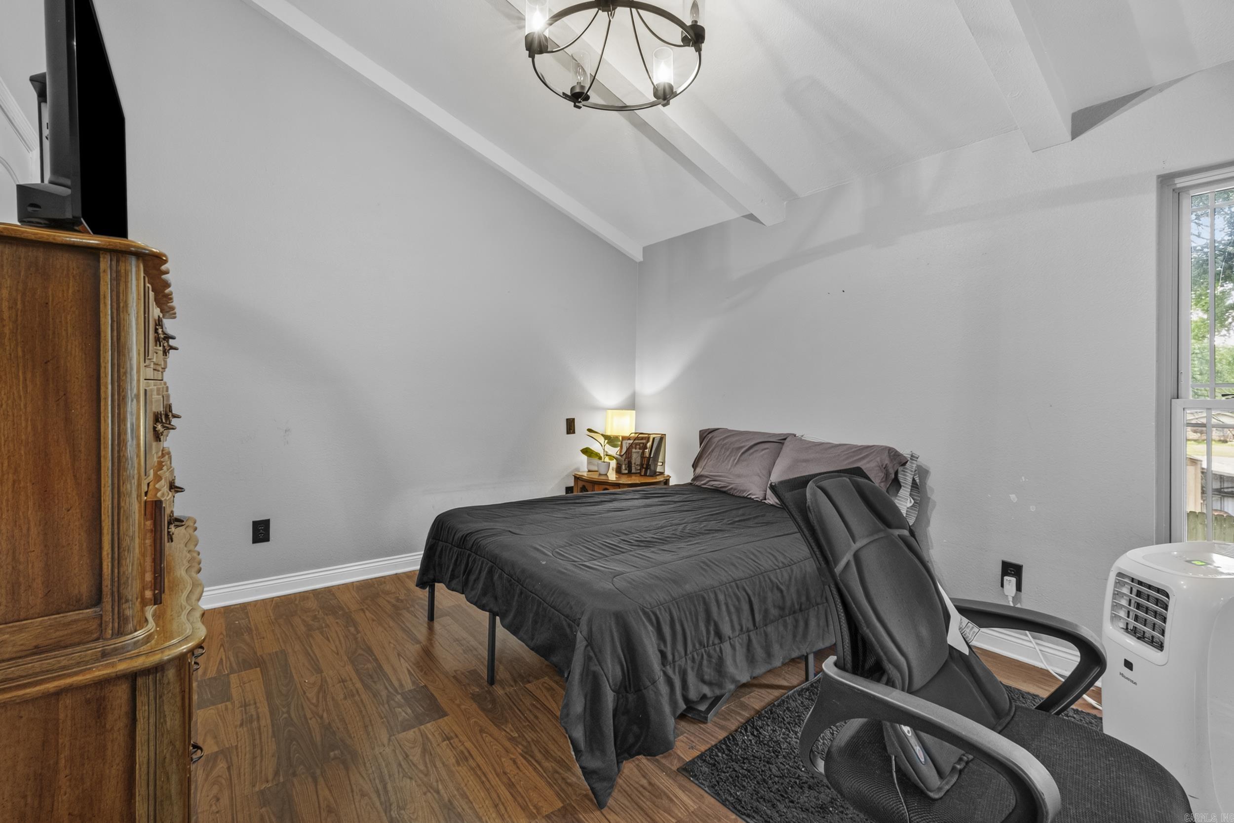 STONEWALL - Residential