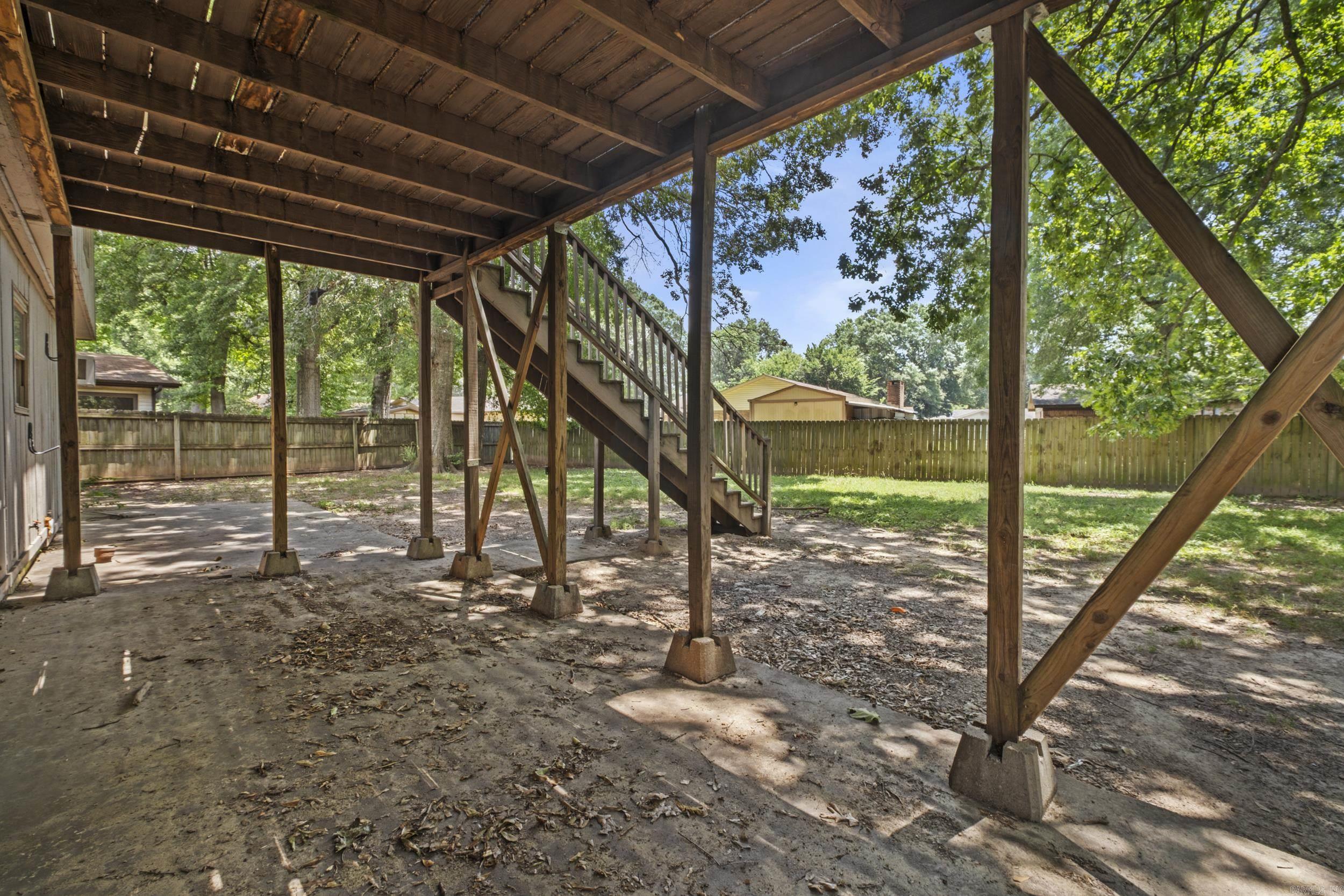 STONEWALL - Residential