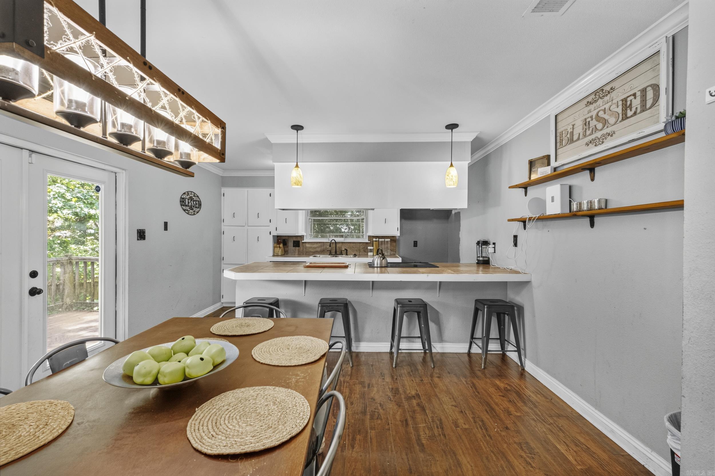 STONEWALL - Residential