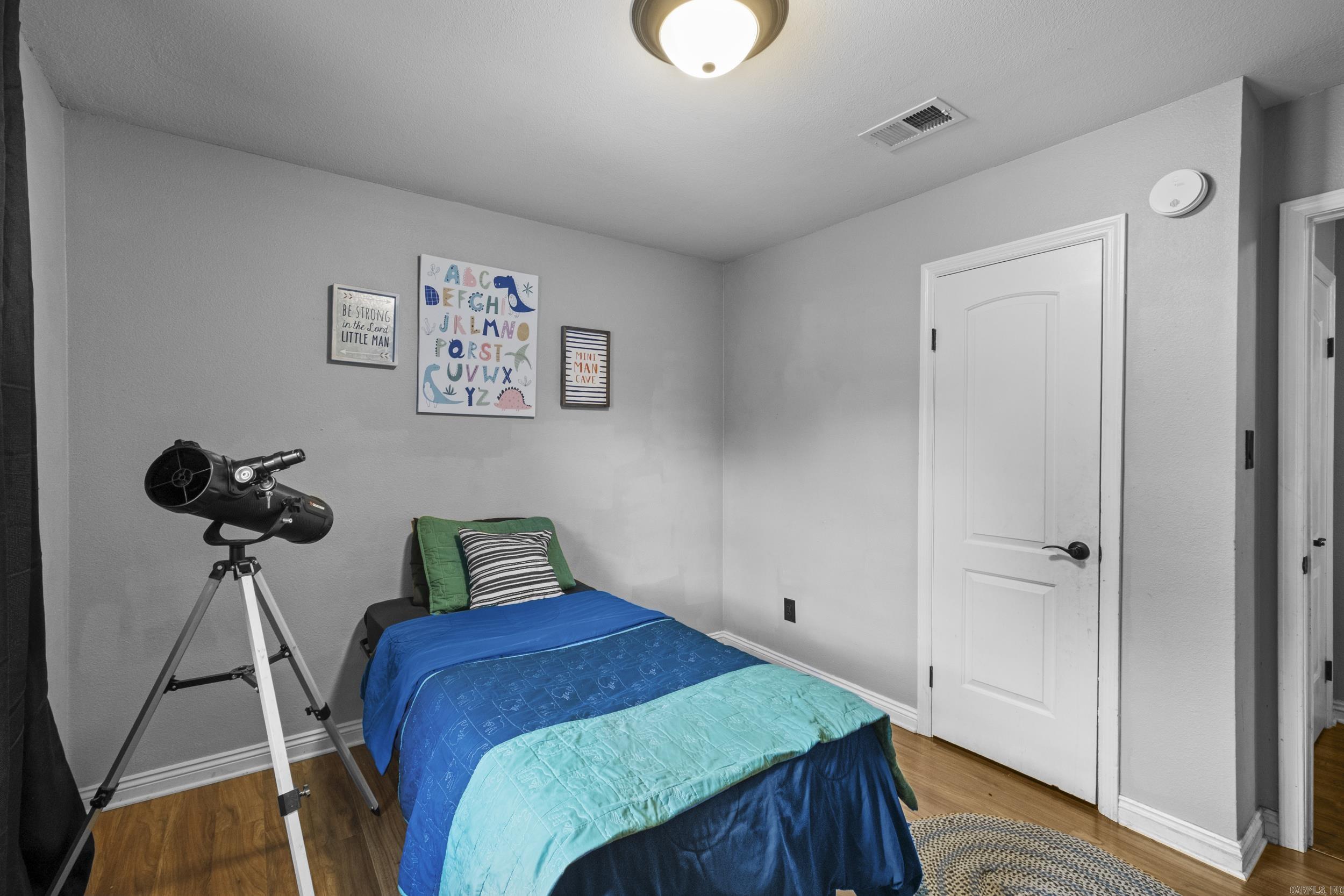 STONEWALL - Residential