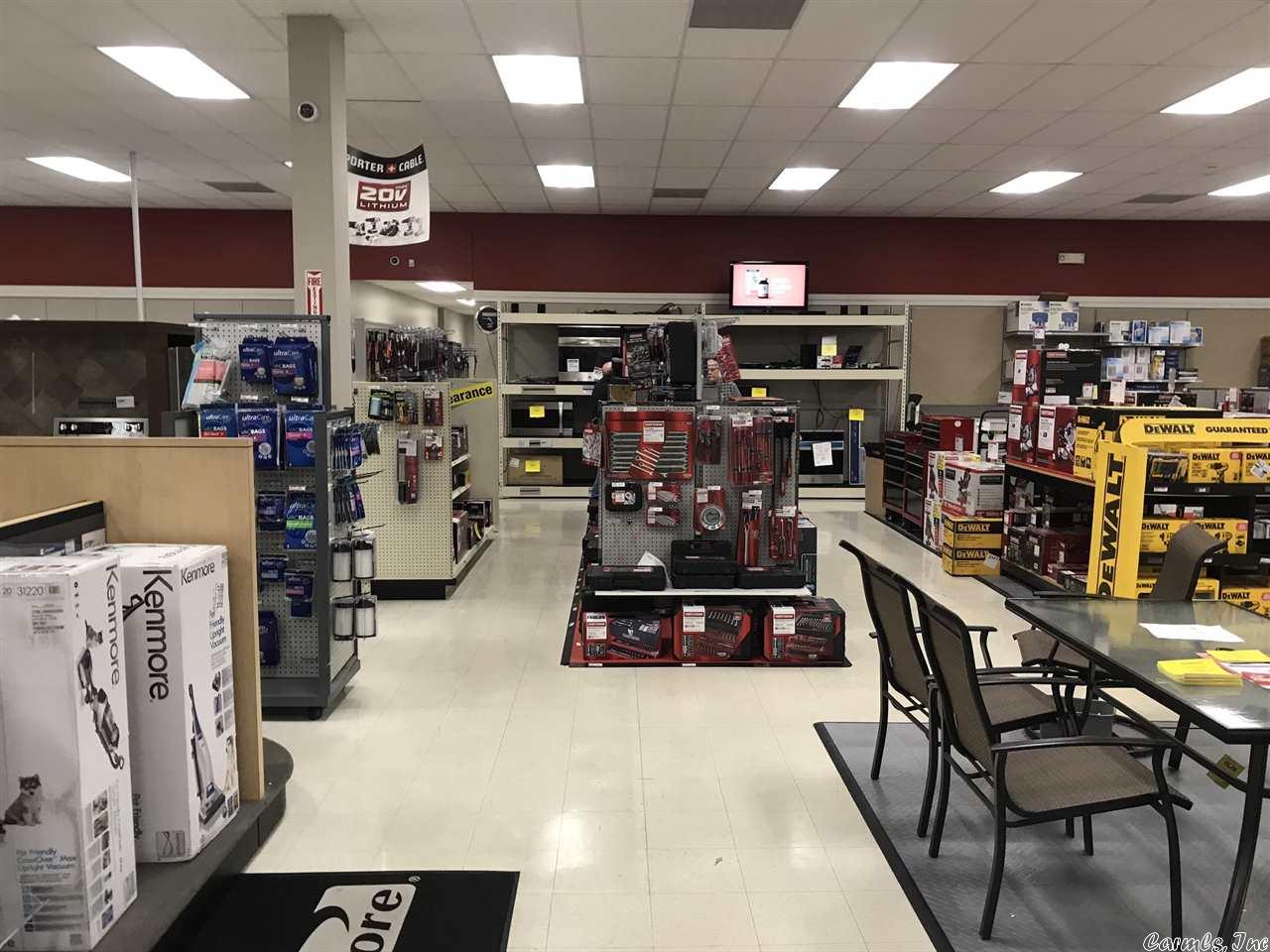 Maxfield - Commercial Sale