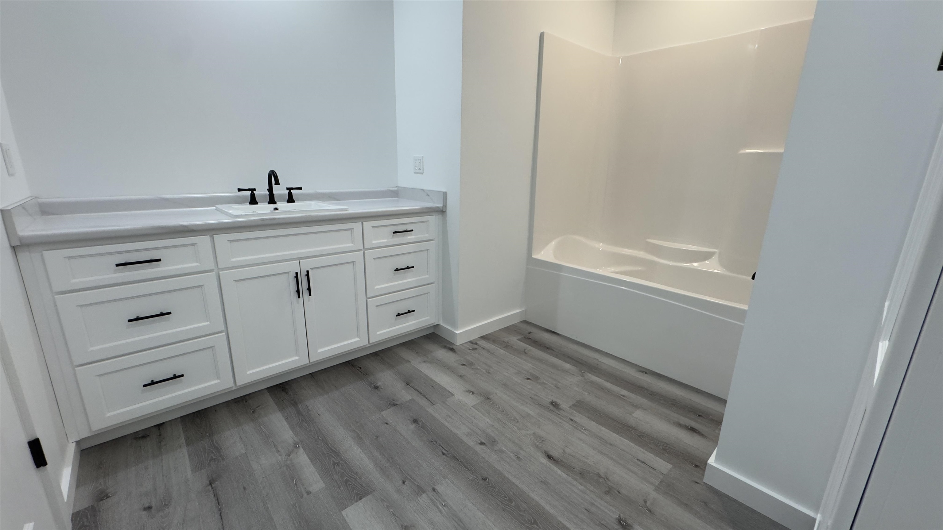 CHINQUAPIN RIDGE ESTS SUB - Residential