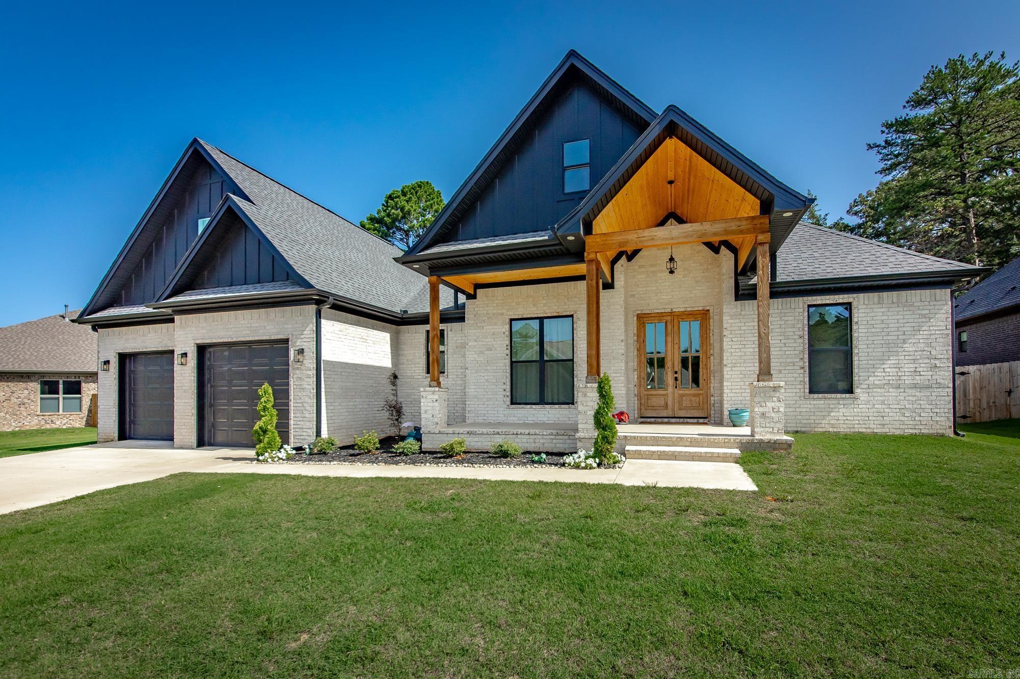 DENALI HEIGHTS - Residential