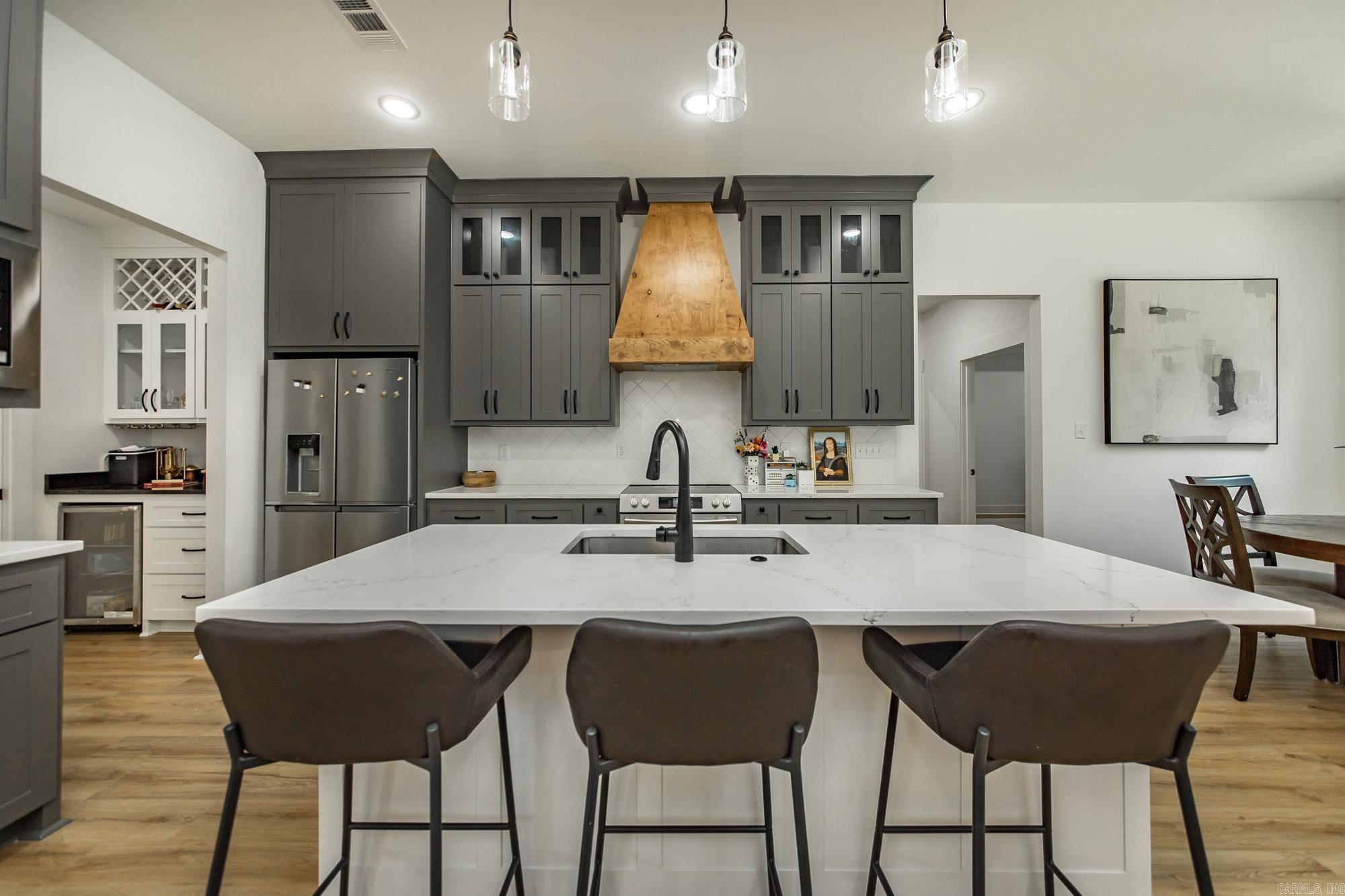 DENALI HEIGHTS - Residential