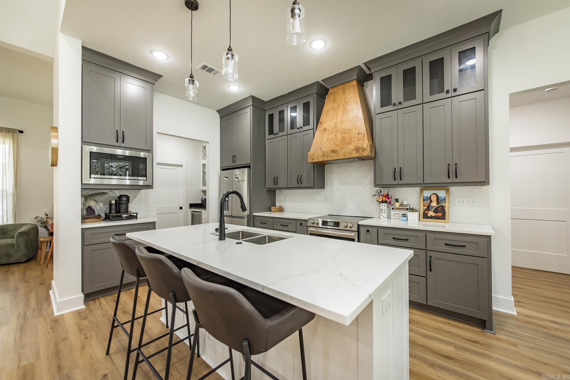 DENALI HEIGHTS - Residential