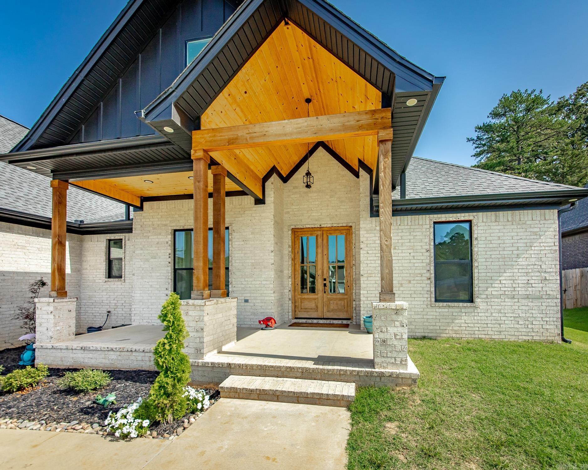 DENALI HEIGHTS - Residential