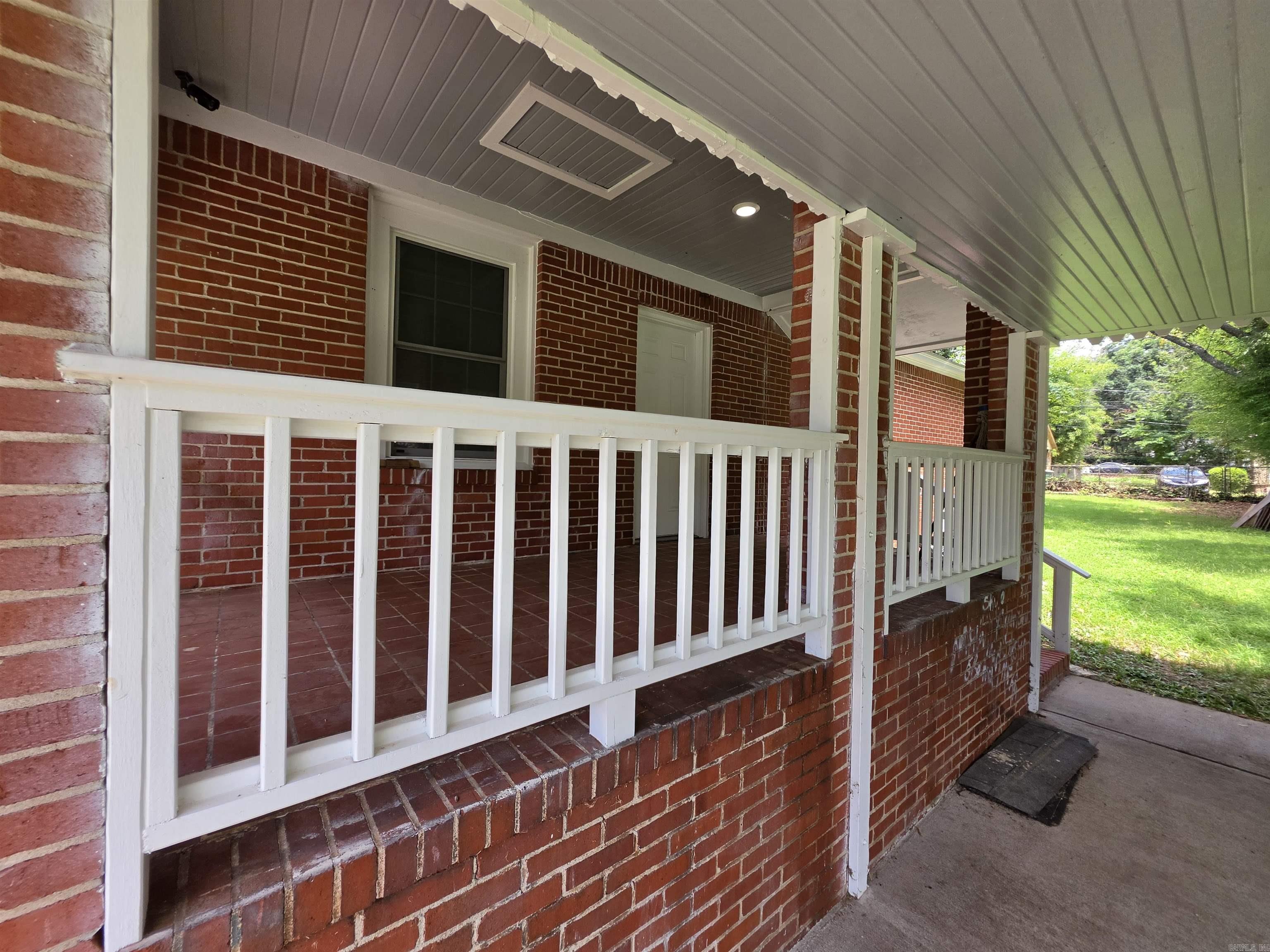 WALTHOUR & FLAKE ADDN - Residential