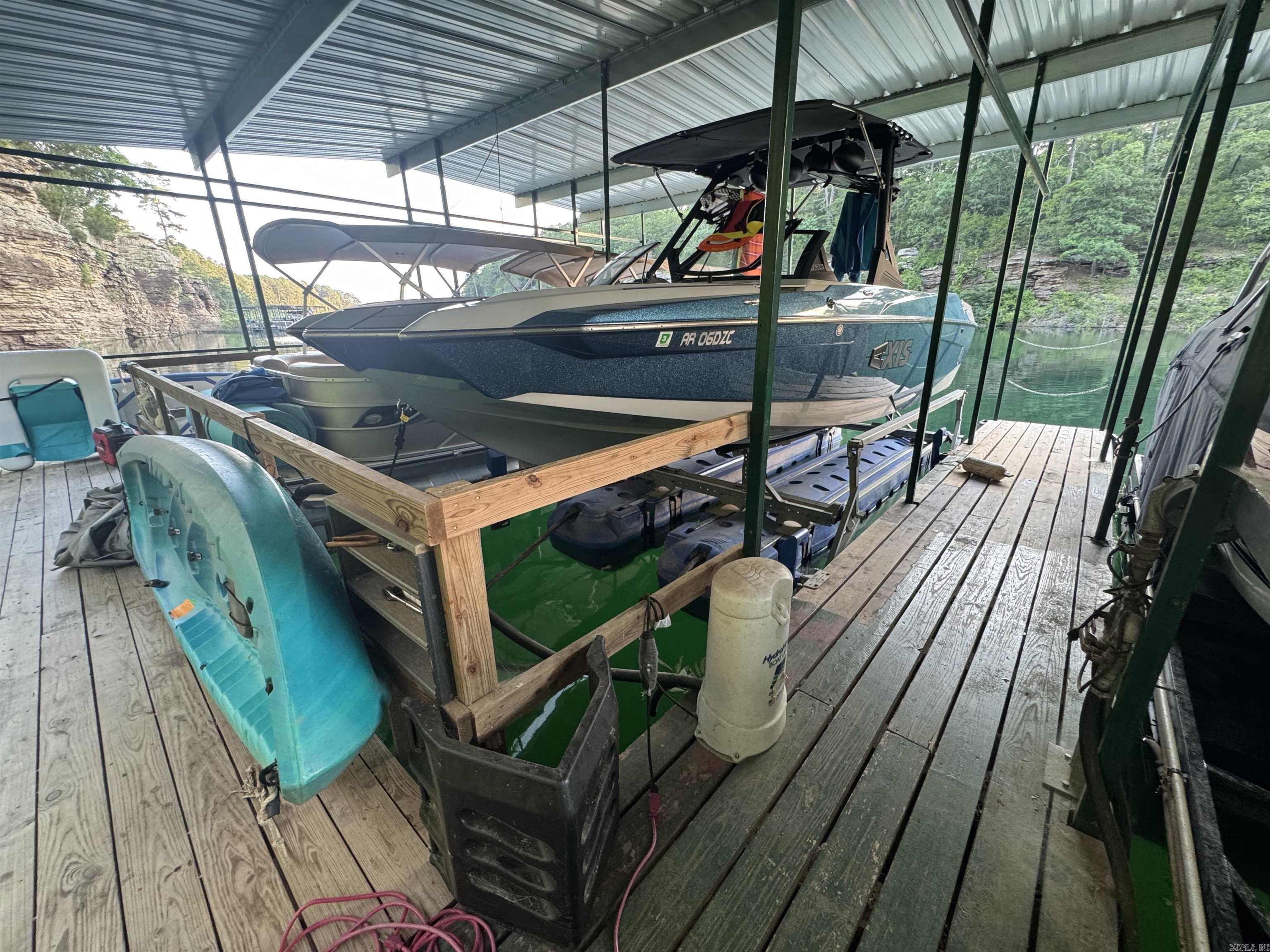 Greers Ferry Lake - Residential