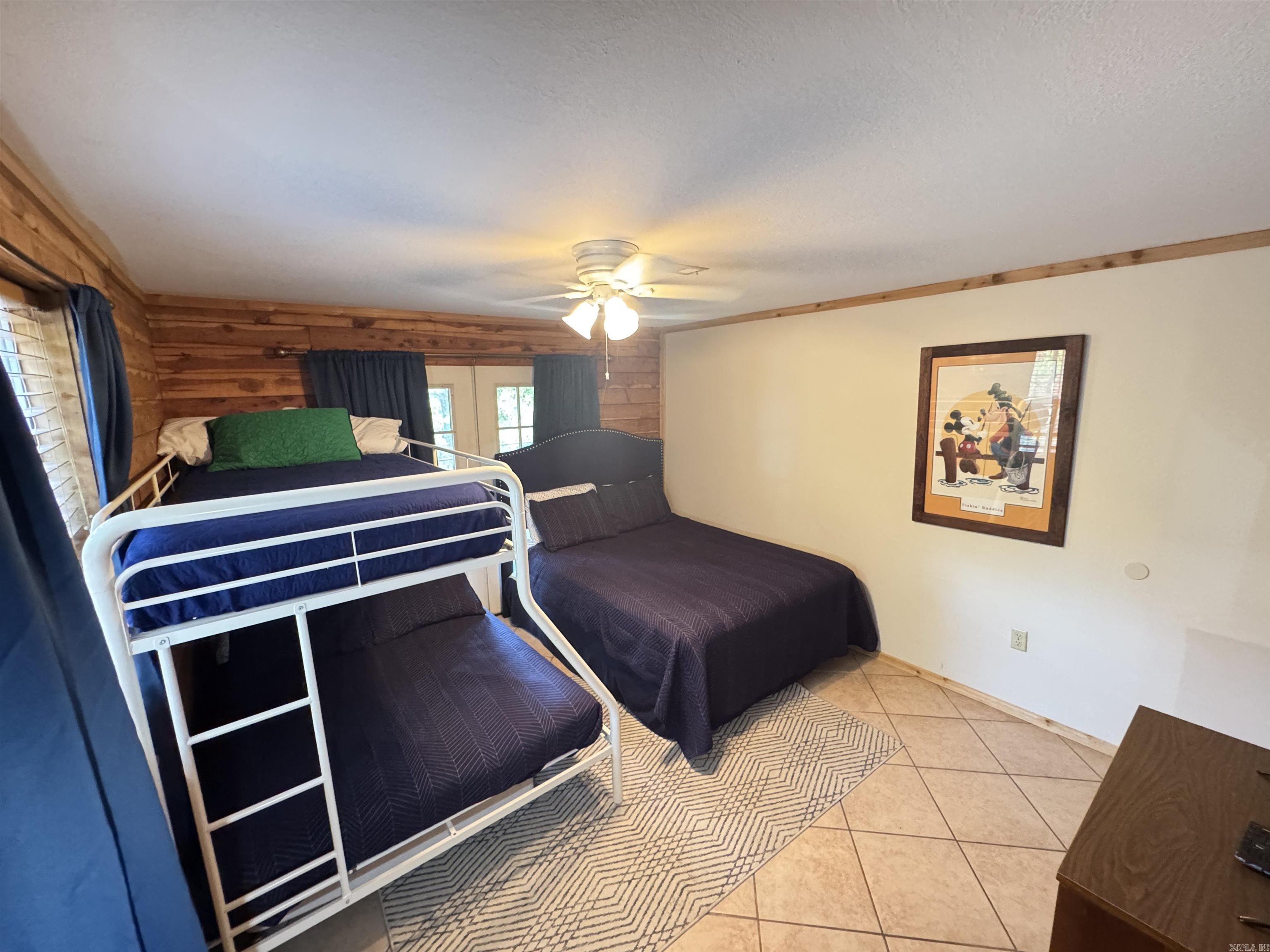 Greers Ferry Lake - Residential