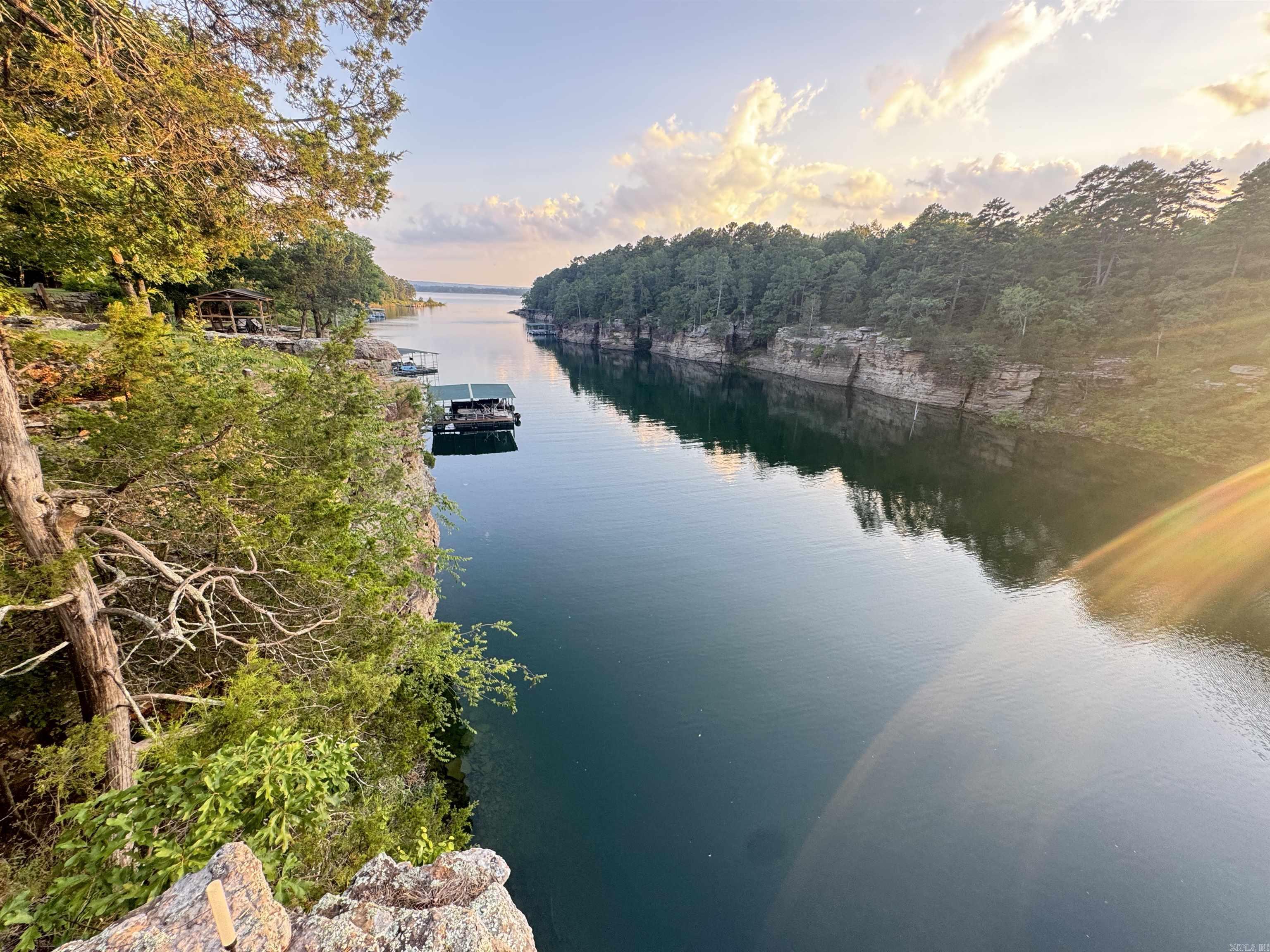 Greers Ferry Lake - Residential