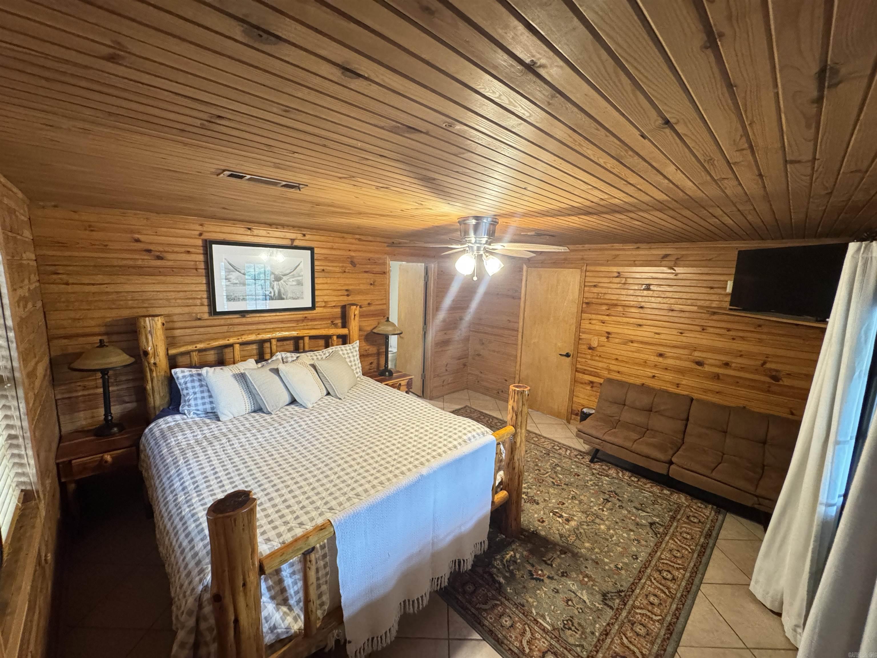Greers Ferry Lake - Residential
