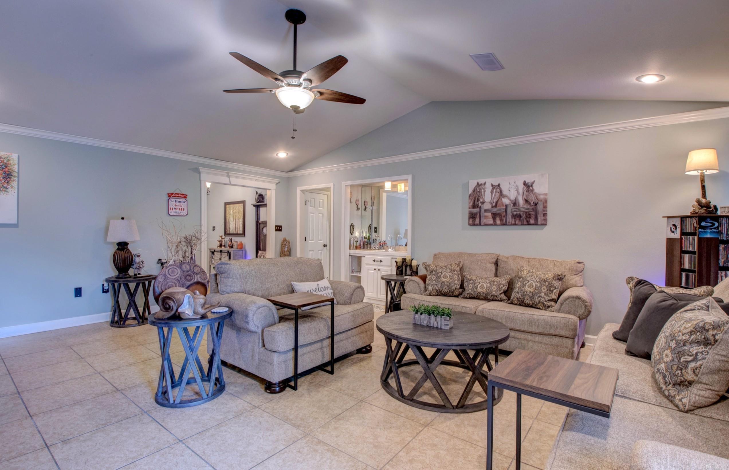 SHERWOOD FOREST ADD - Residential