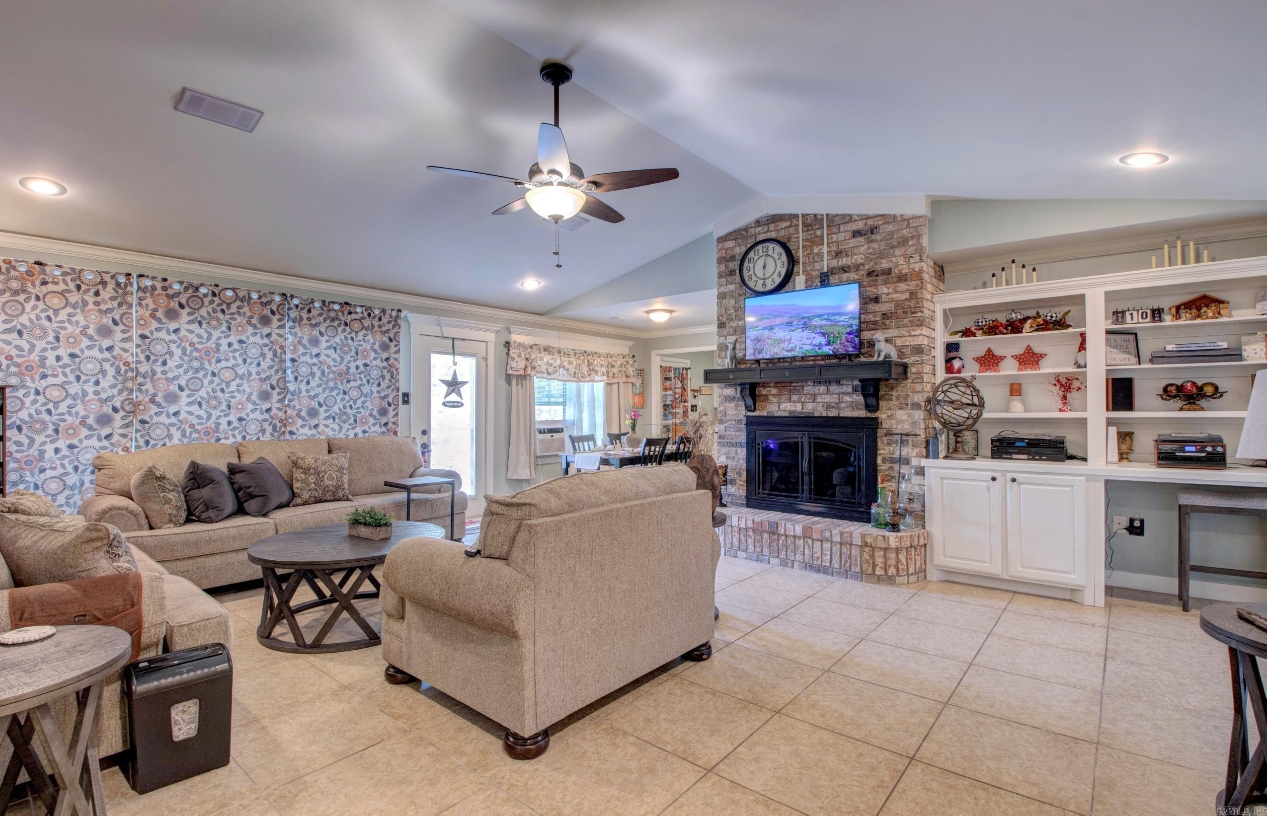 SHERWOOD FOREST ADD - Residential