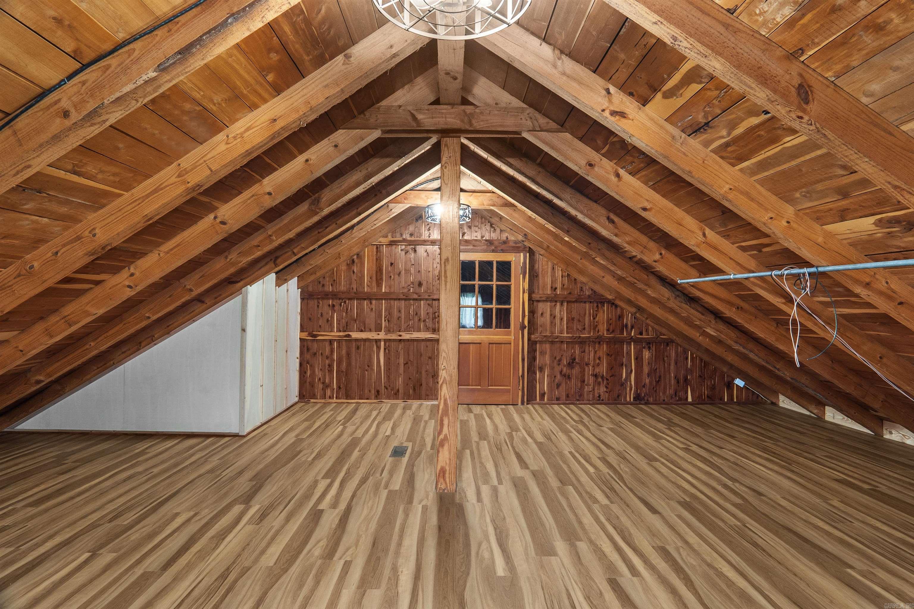 PICKTHORNE ESTATES - Residential