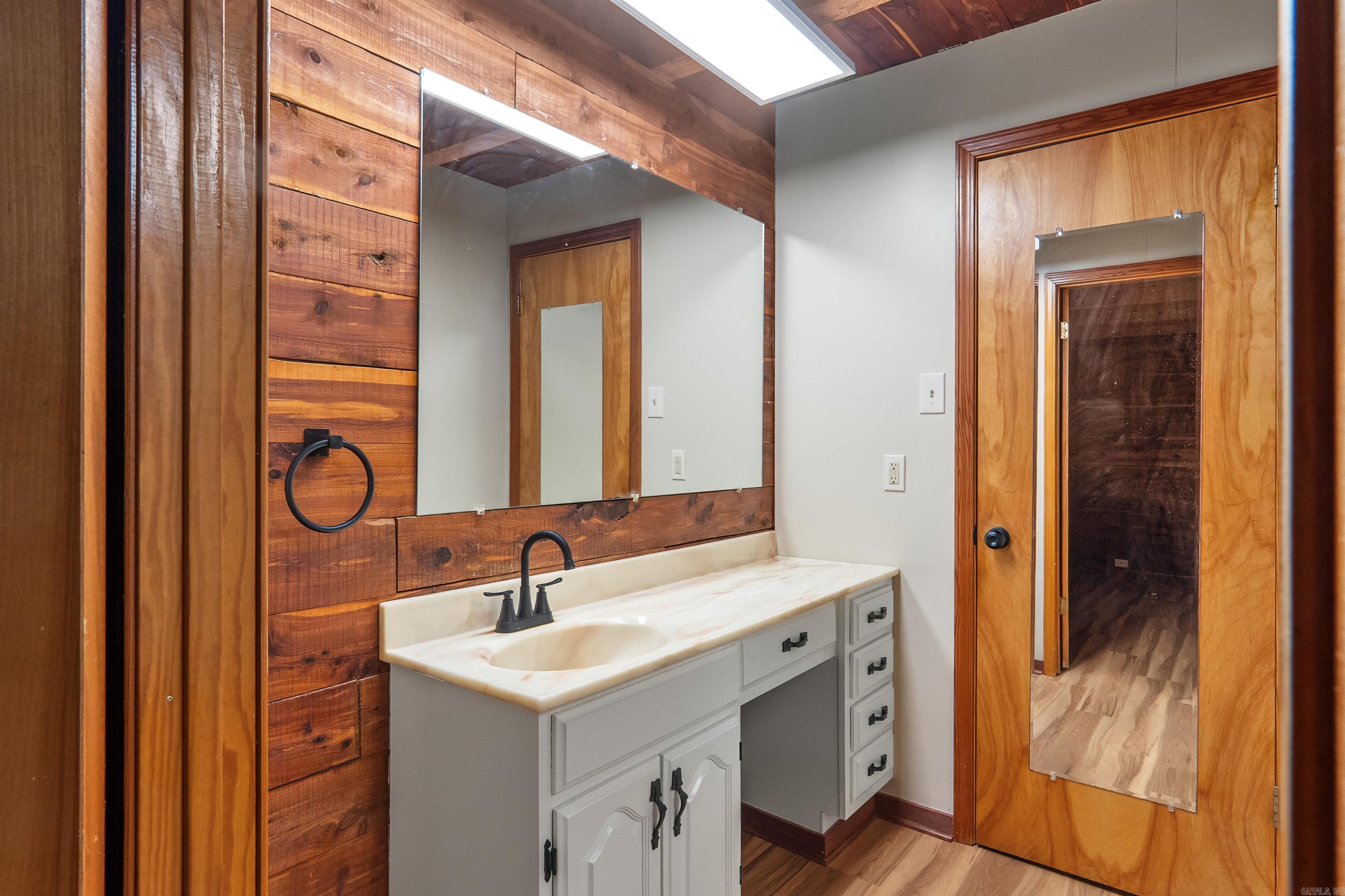 PICKTHORNE ESTATES - Residential