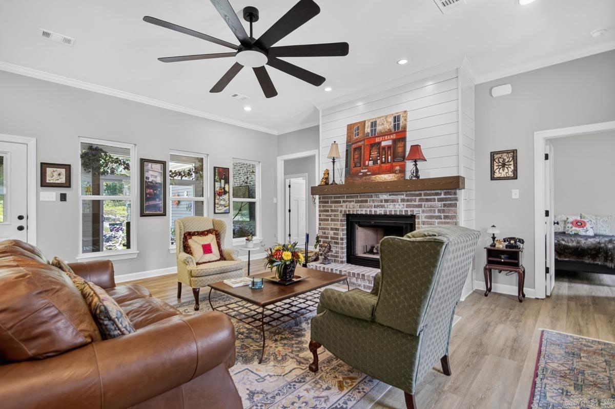 SPRINGWATER - Residential