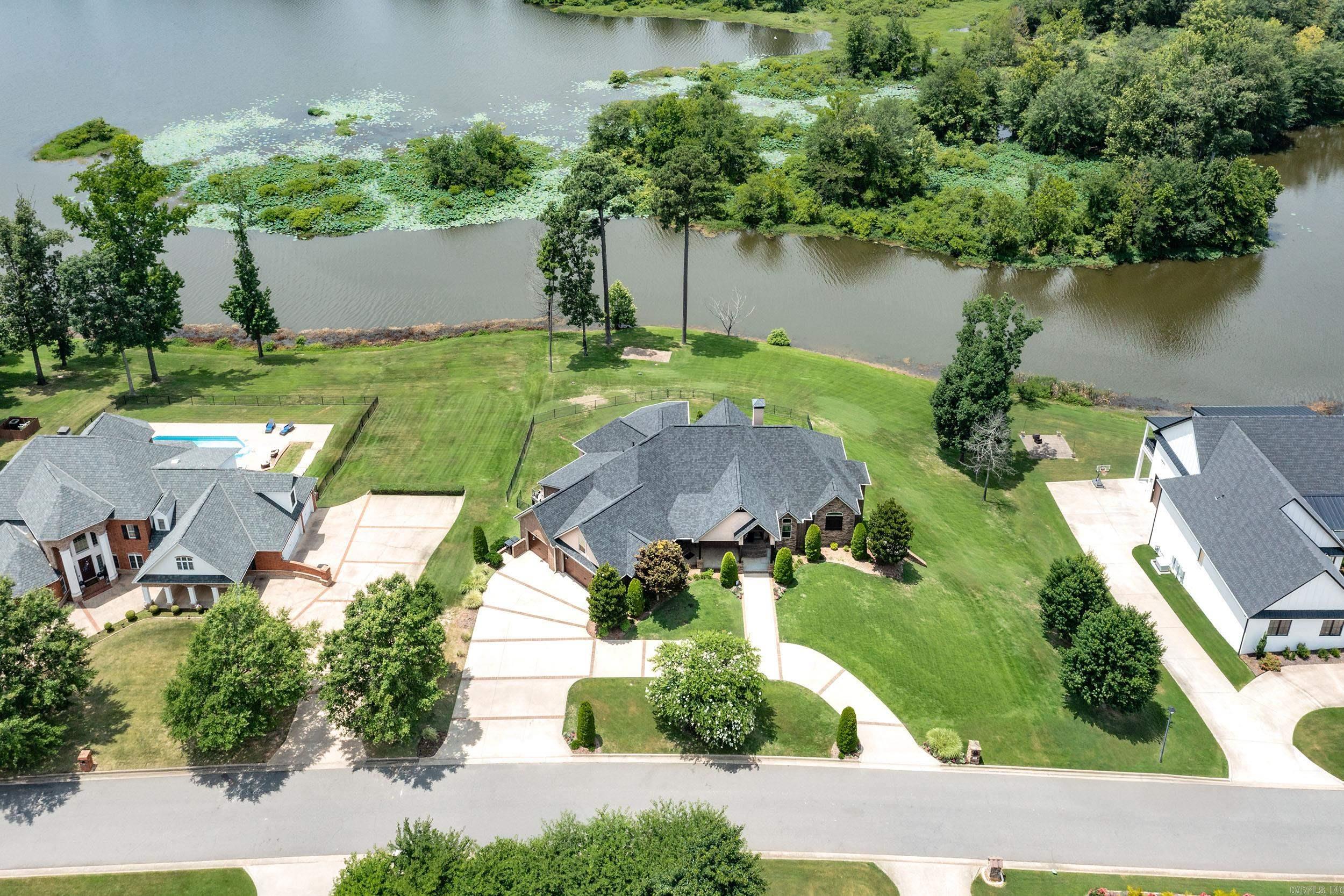 HURRICANE LAKE EST - Residential