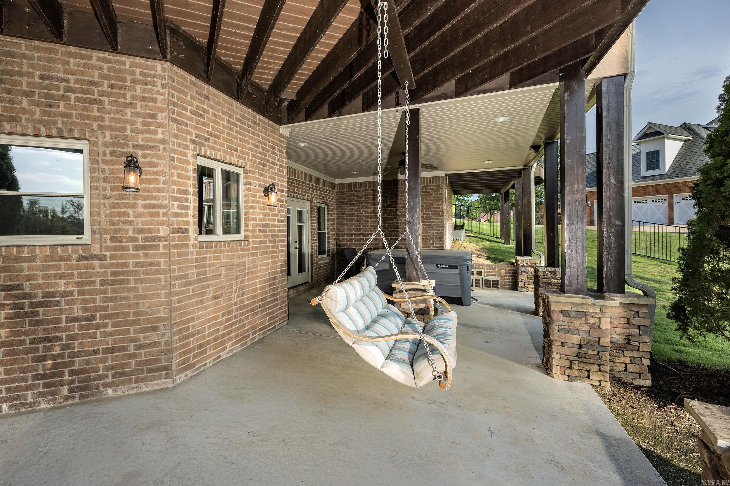 HURRICANE LAKE EST - Residential