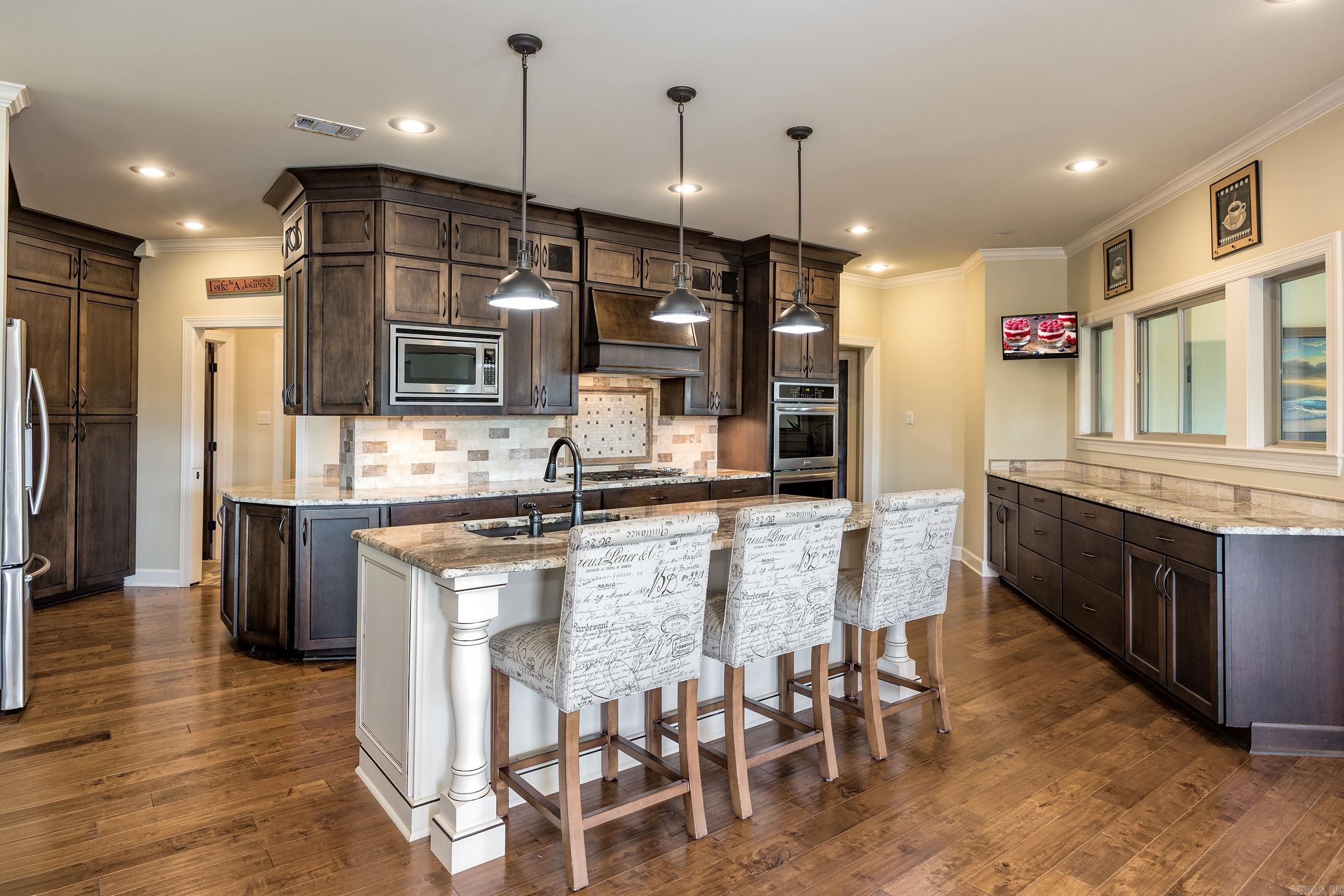 HURRICANE LAKE EST - Residential